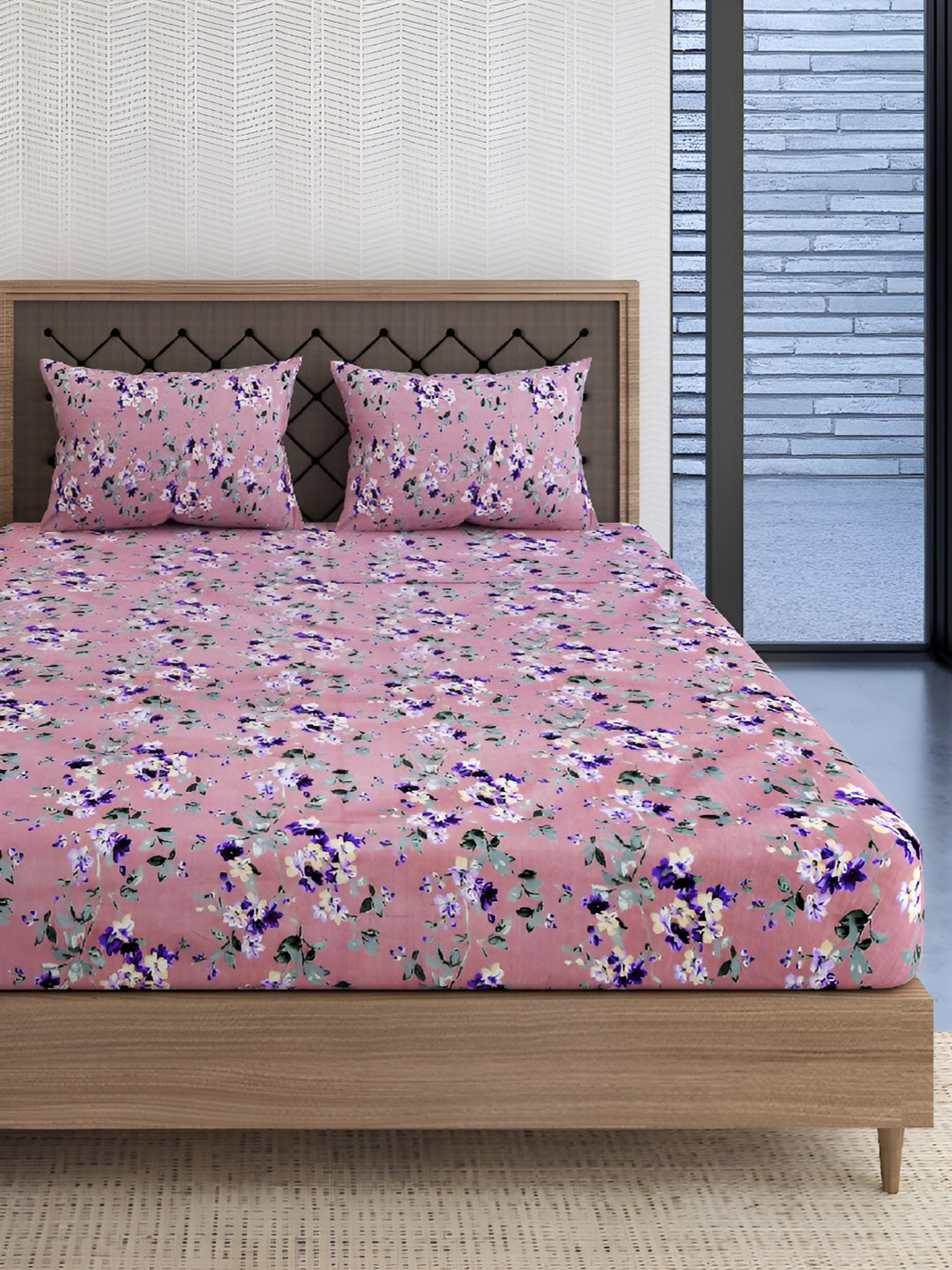 Aura Veda Pink Floral Cotton 160 TC King Bedsheet with 2 Pillow Covers-270 x 270 cm