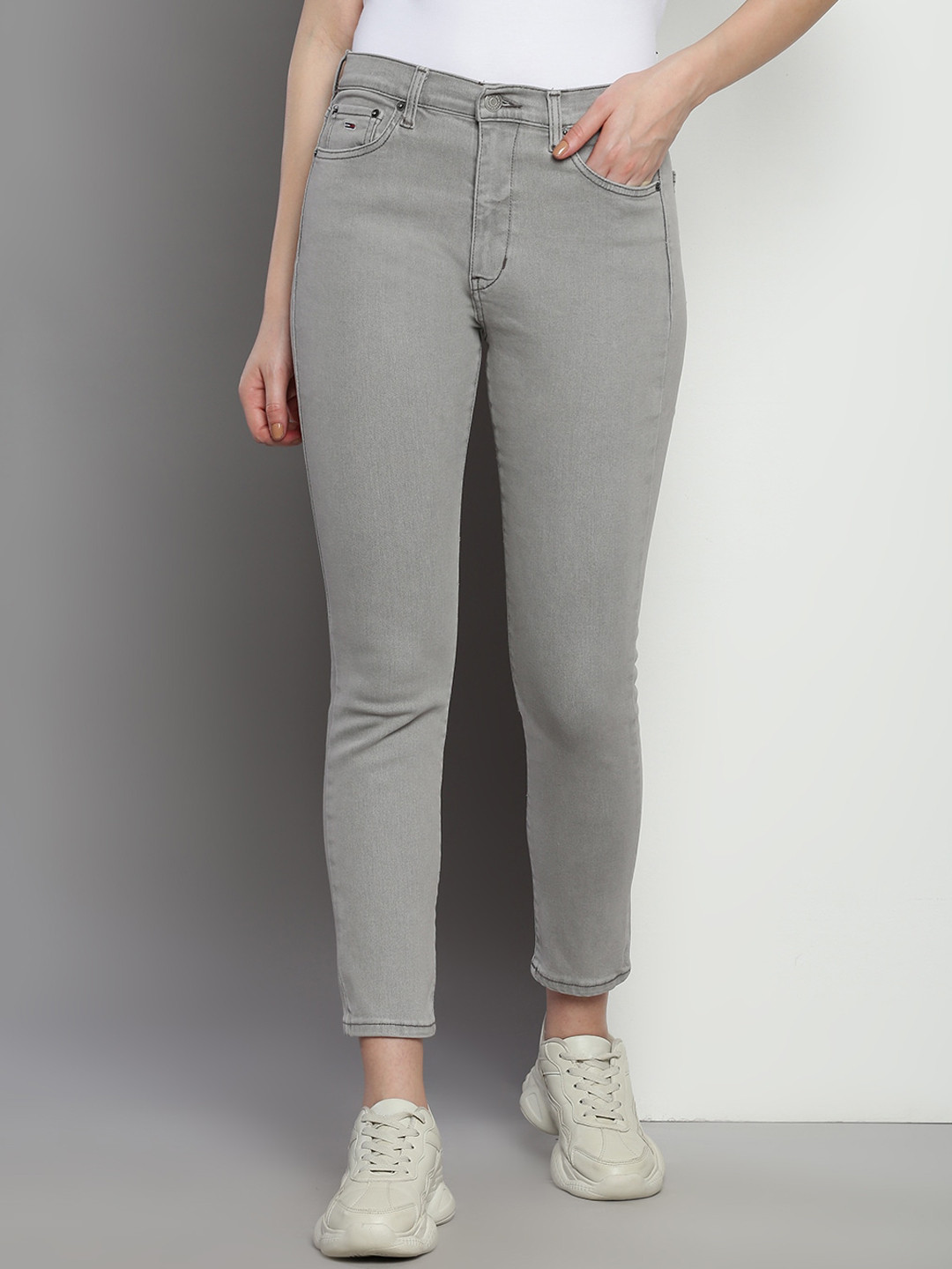 Tommy Hilfiger Women Skinny Fit High-Rise Clean Look Stretchable Jeans