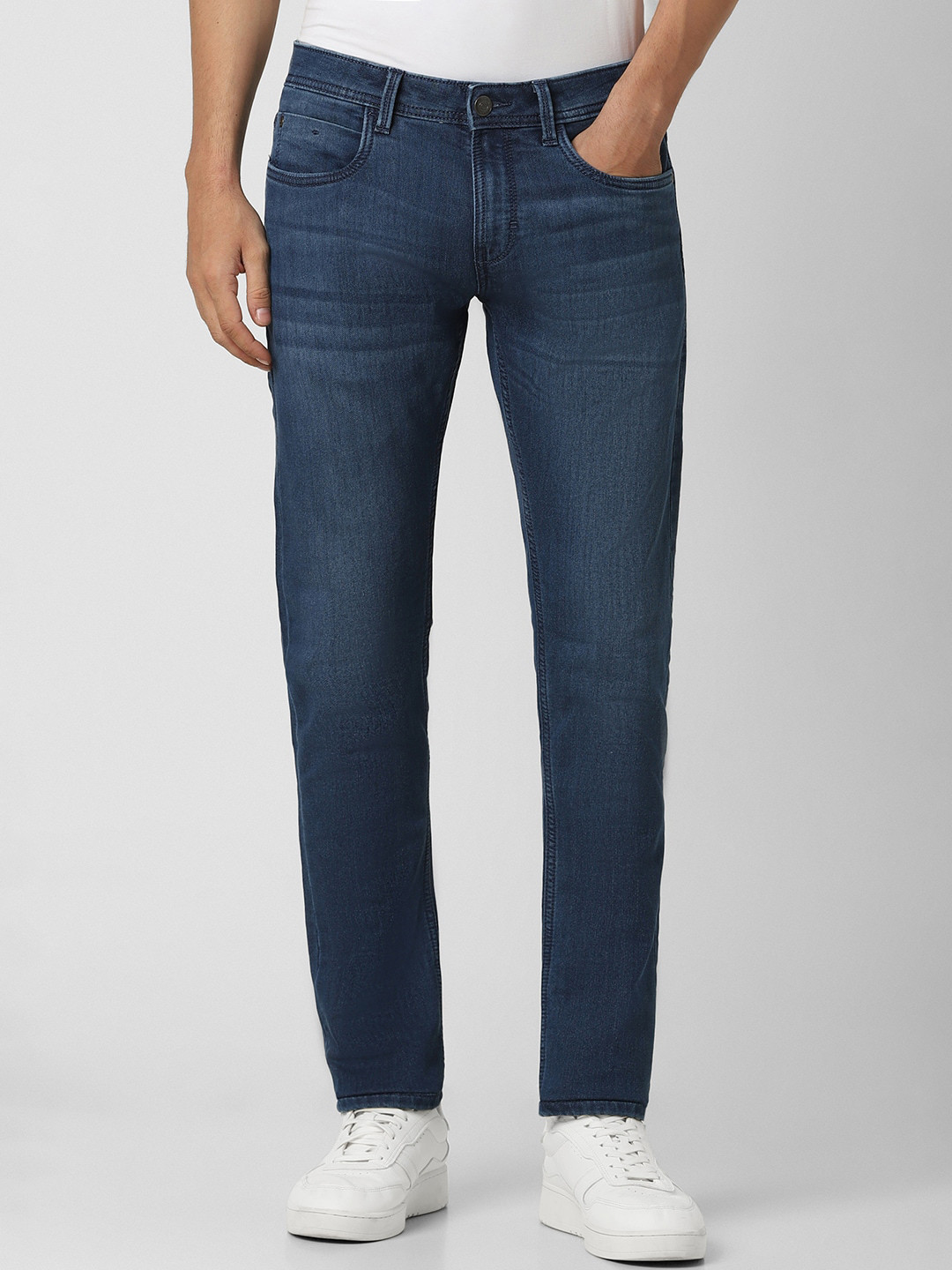 Peter England Casuals Men Skinny Fit Mid-Rise Heavy Fade Stretchable Jeans