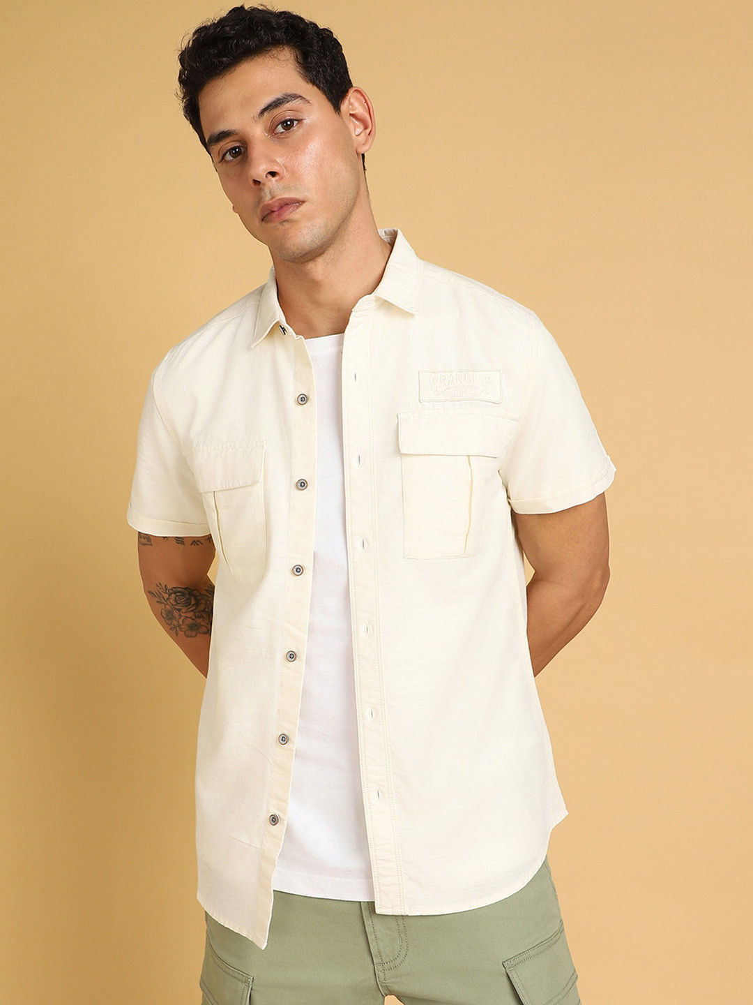 Wrangler Men Standard Short Sleeves Pure Cotton Casual Shirt