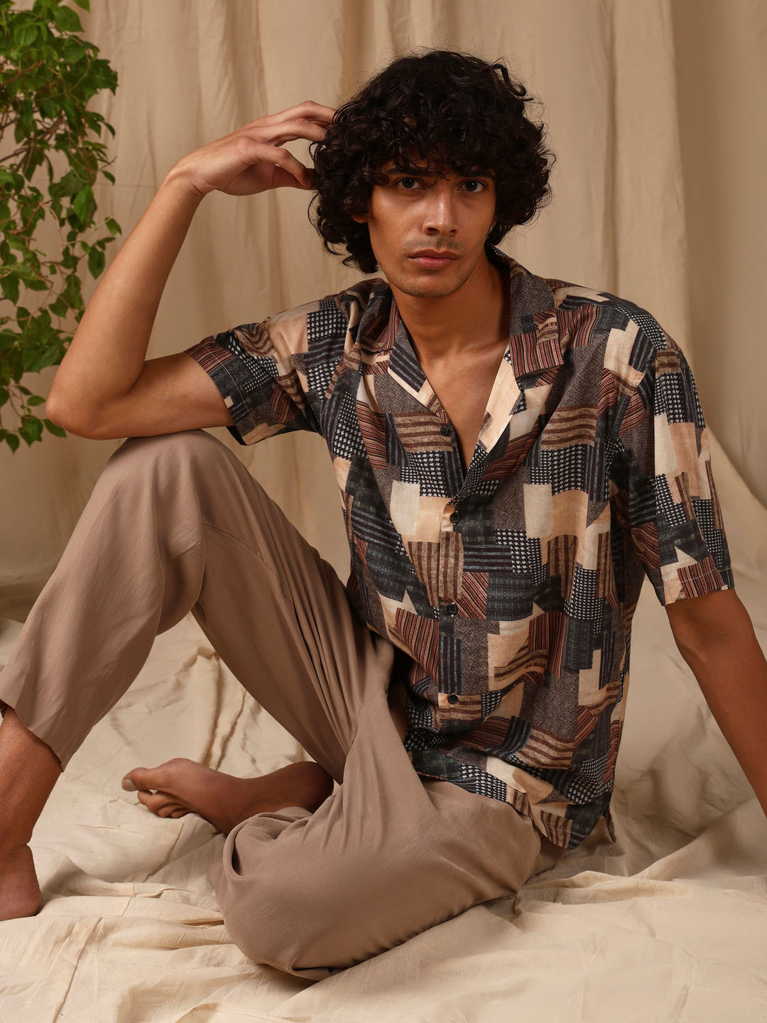 4 TRIPLE O FIVE O BY MUFTI Geometric Printed Cuban Collar Short Sleeves Oversized Cotton Casual Shirt