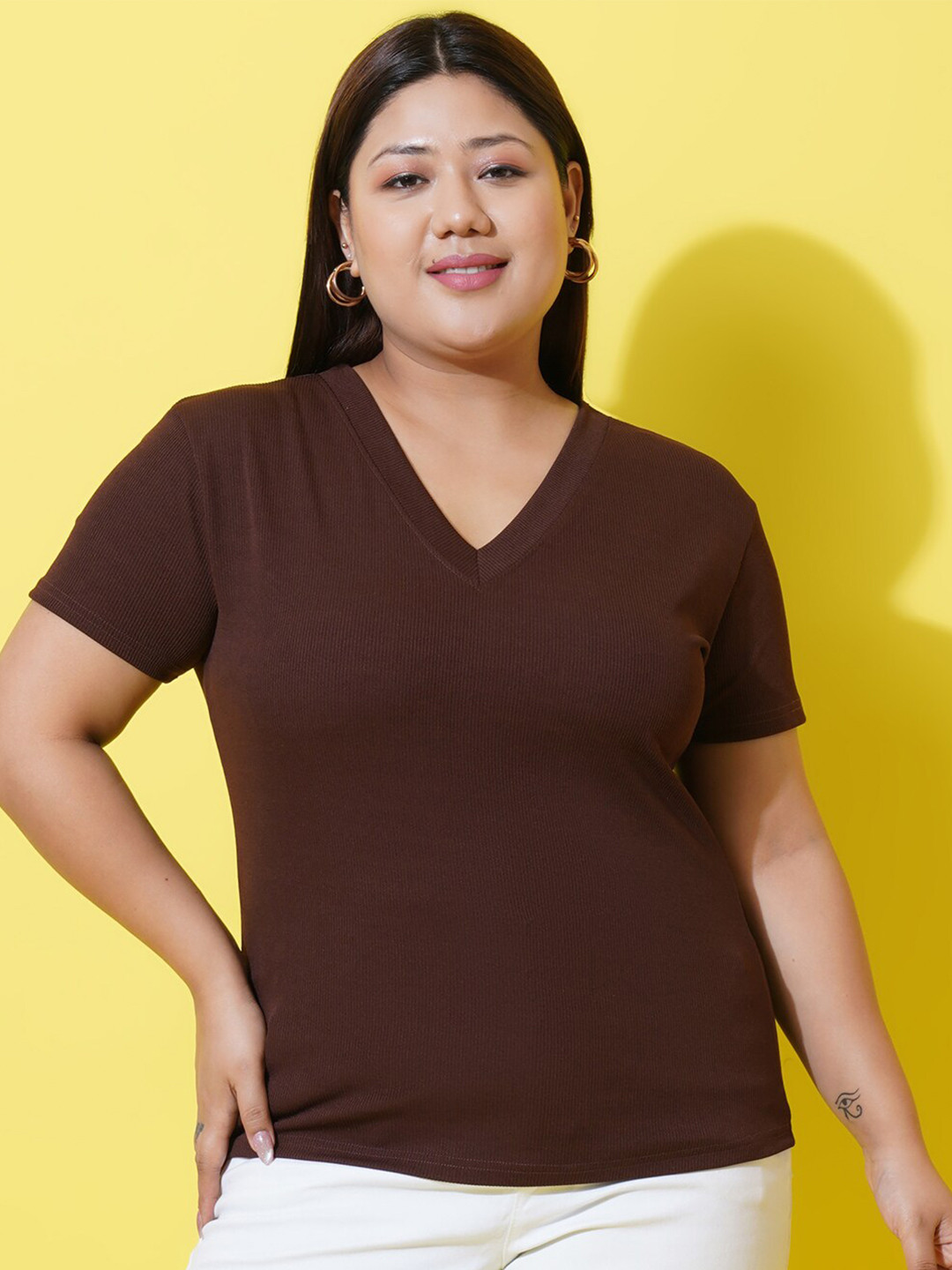 U&F Beyond Plus Size V-Neck Regular Top