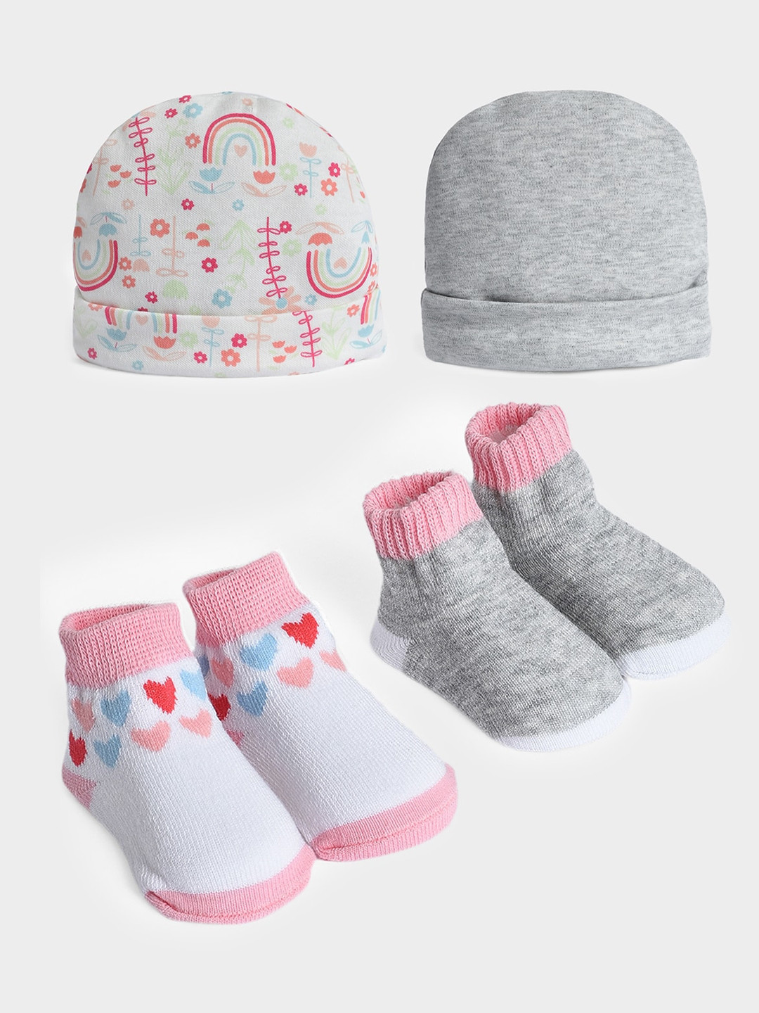 MiArcus Kids Pack Of 2 Patterned Ankle Length Socks & Bloom Cap Set