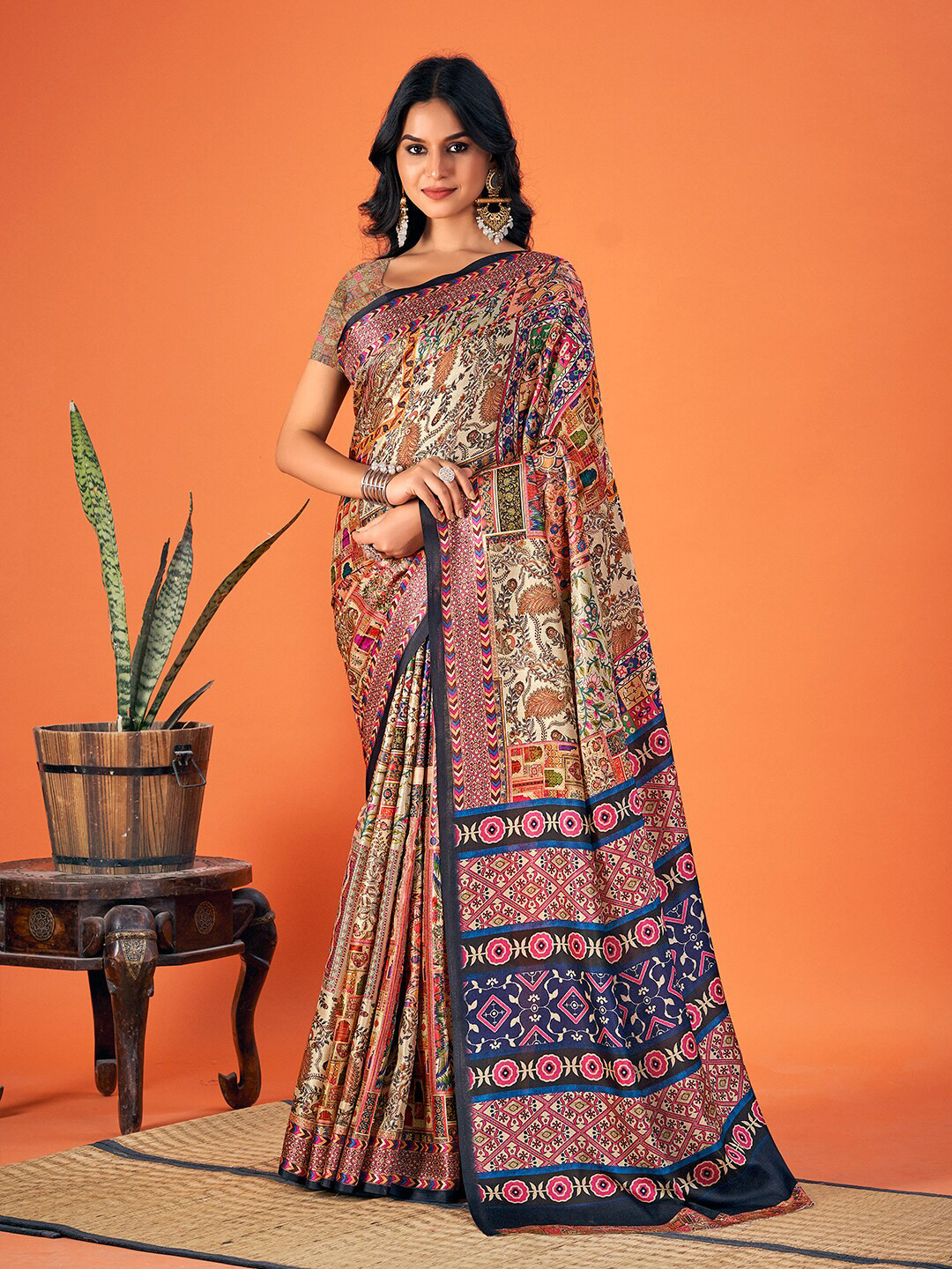 SANGAM PRINTS Floral Printed Pashmina Saree