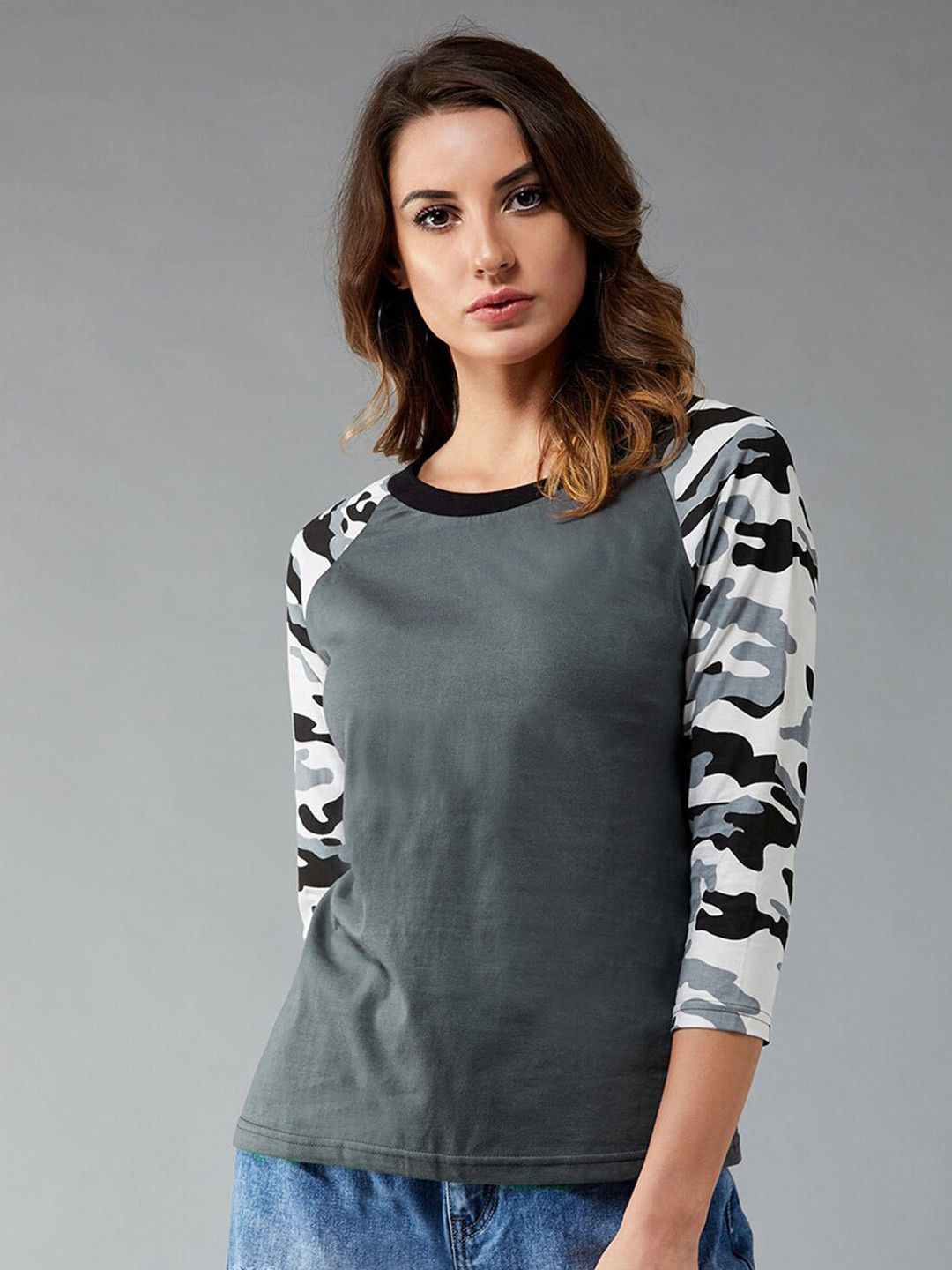 The Roadster Lifestyle Co Women's Round Neck 3/4th Sleeve Printed Basic Regular T-Shirt