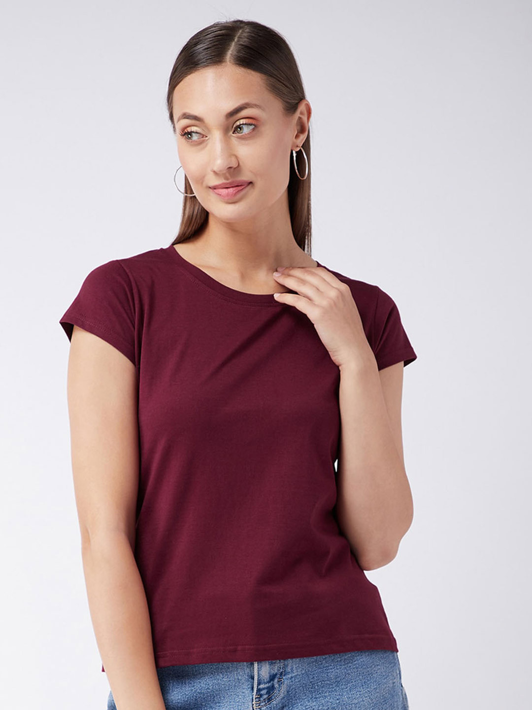 The Roadster Lifestyle Co Women's Round Neck Short Sleeves Solid Basic Top