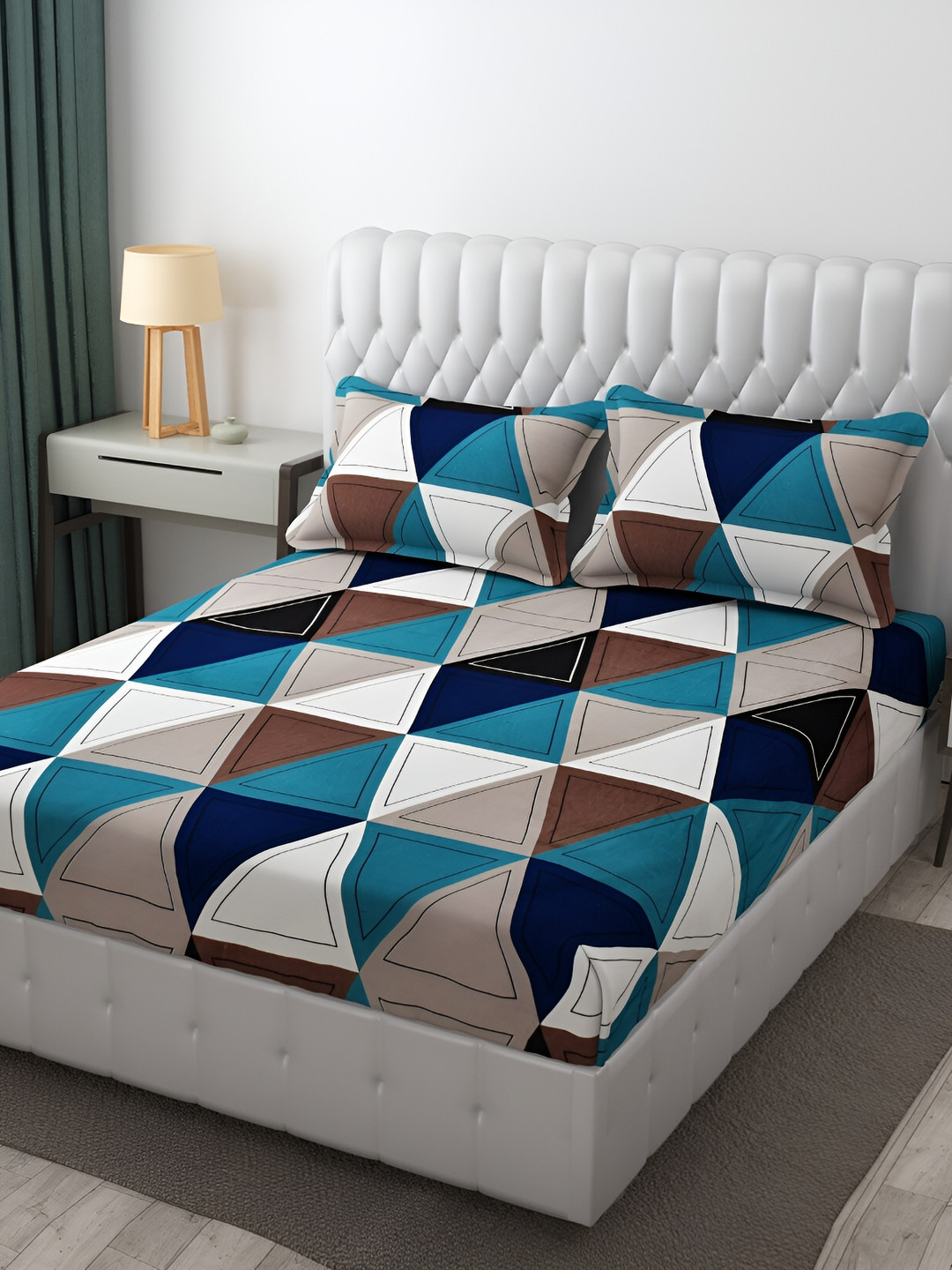 FINE TEX WORLD White Geometric Microfiber 210 TC Fitted King Fine Bedsheet with 2 Pillow Covers-182 x 182 x 20 cm