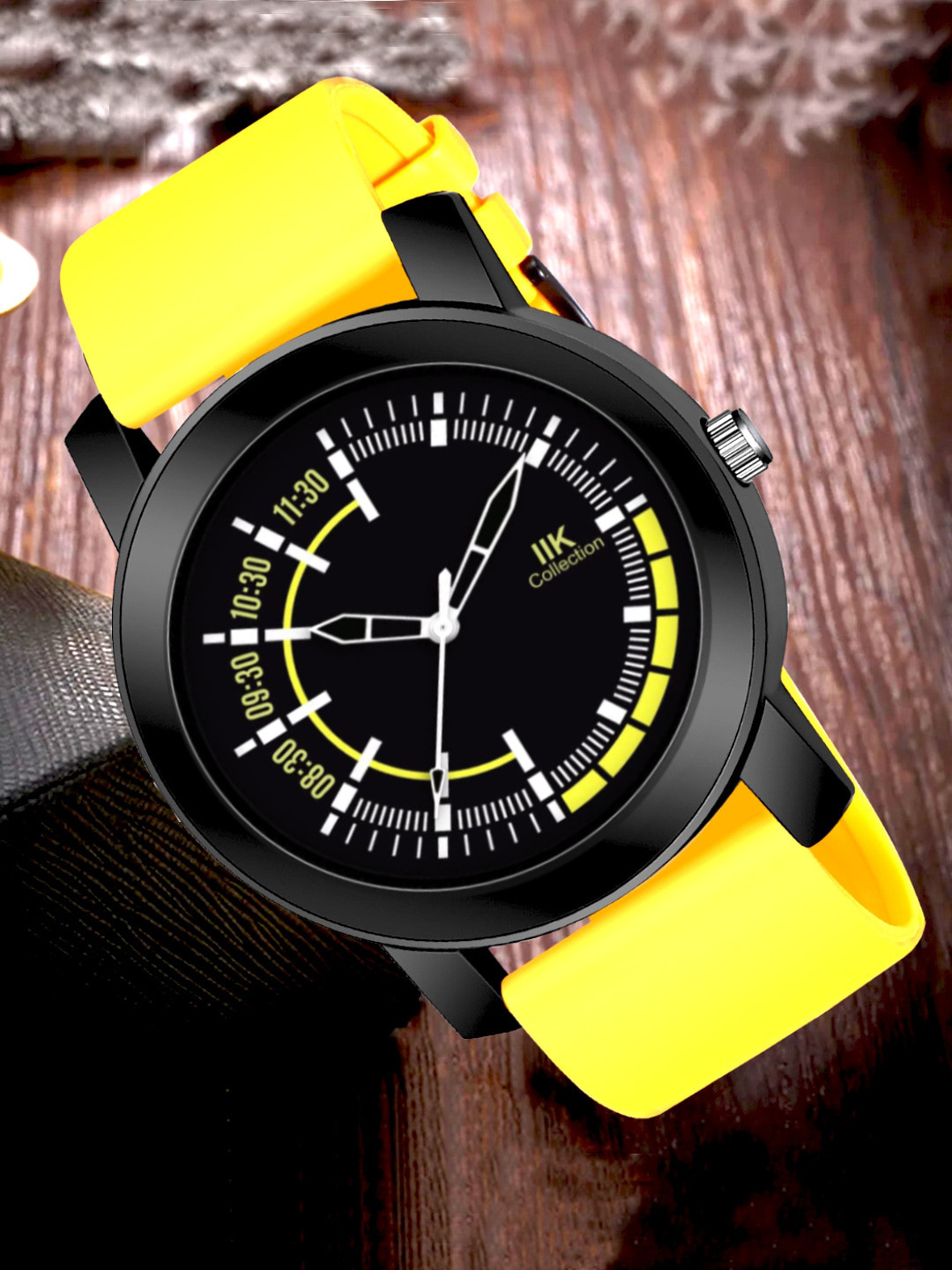 IIK COLLECTION Men Black & Yellow Round Dial Adjustable Silicon Strap Watch