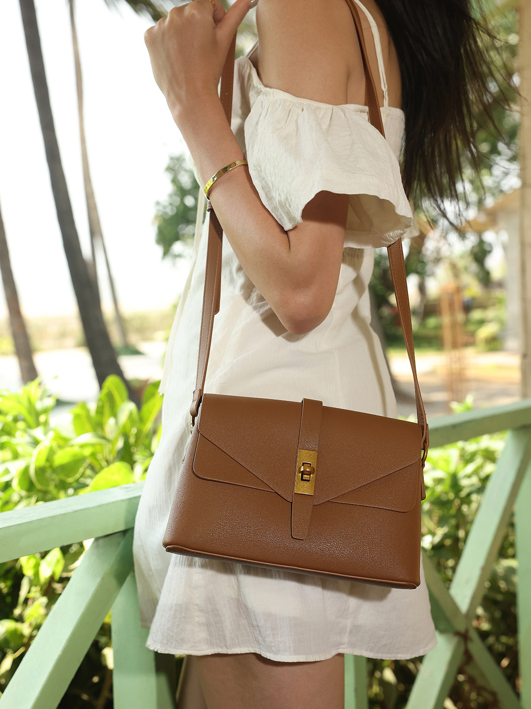 Inc 5 Miniature Sling Bag