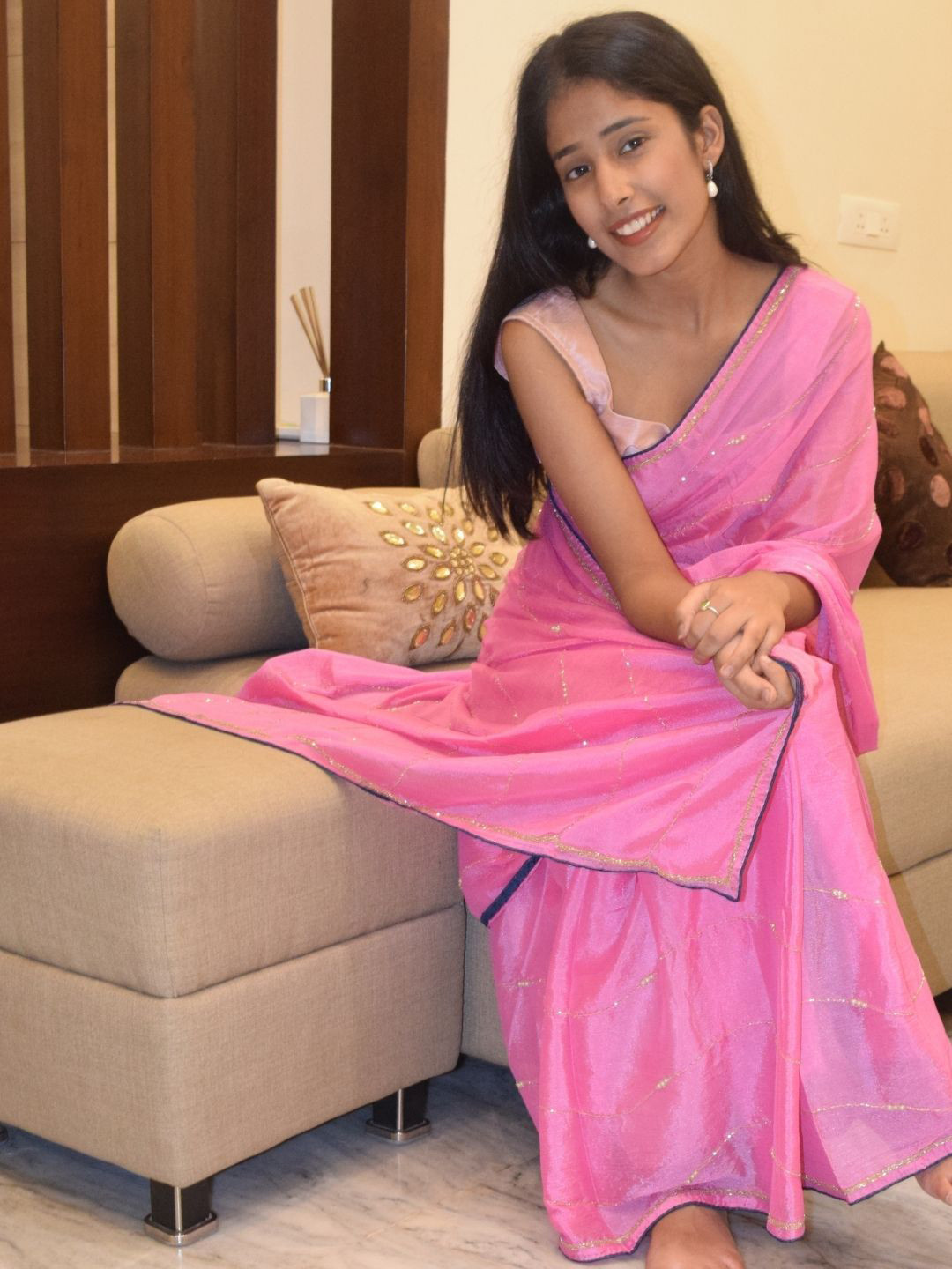 PRETTY PALLU Striped Embroidered Saree