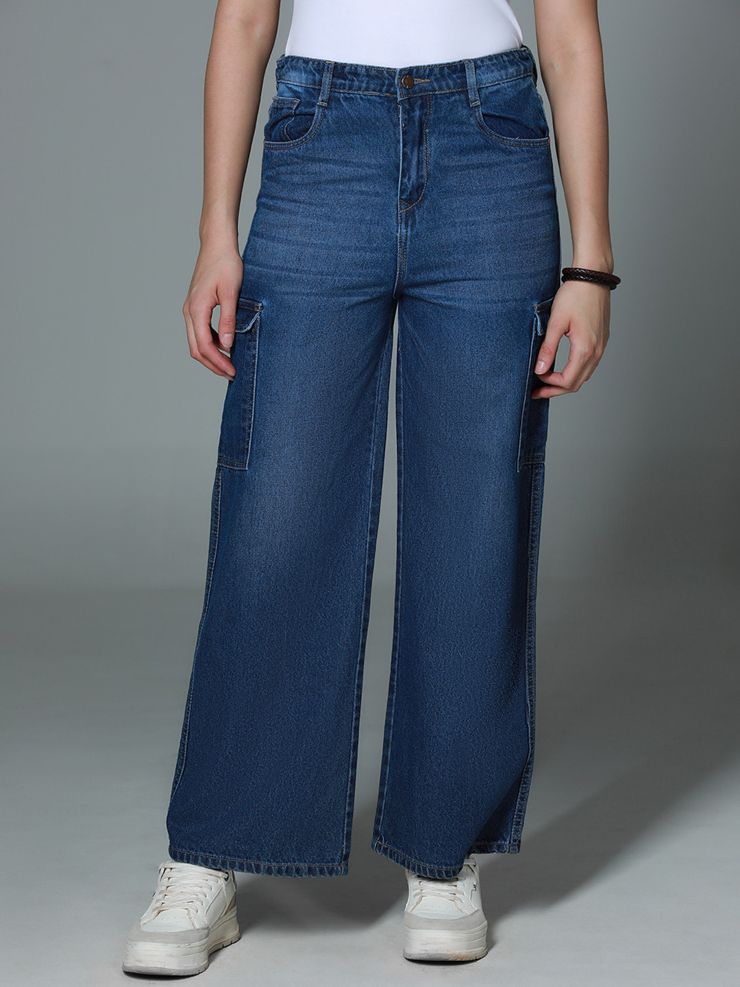 High Star Women 90's baggy High-Rise Clean Look Light Fade Cargo Style Cotton Jeans