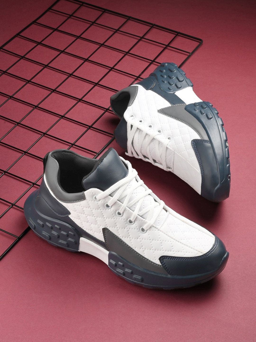 HERE&NOW Men White Round Toe Lightweight Mesh Sneakers