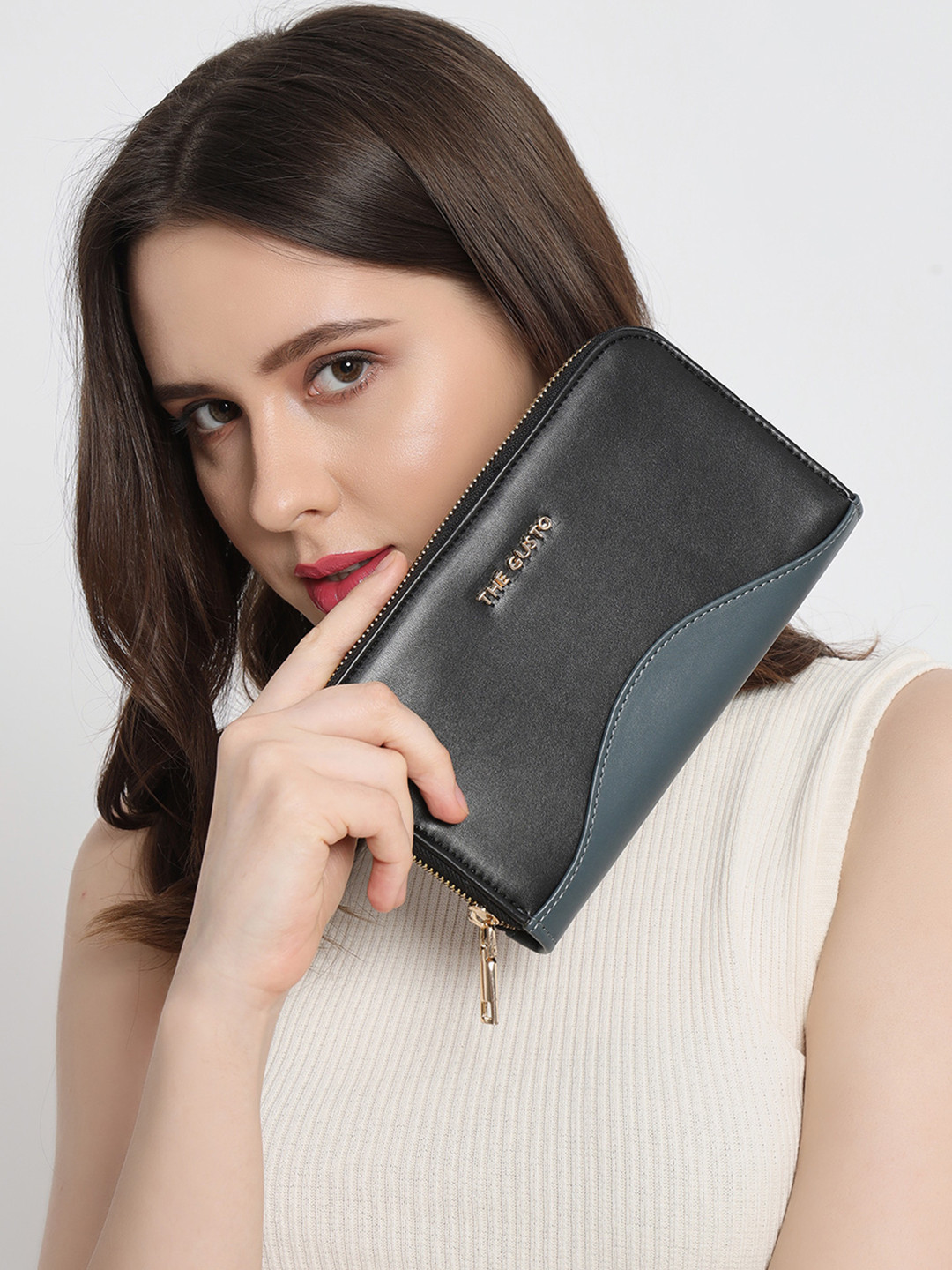 THE GUSTO Women Zip Around Wallet