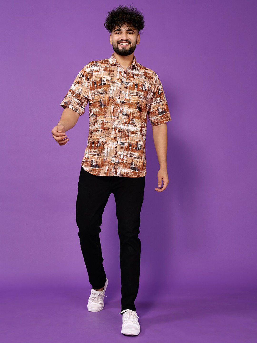 HARPITA Relaxed Abstract Printed Spread Collar Short Sleeves Shirt