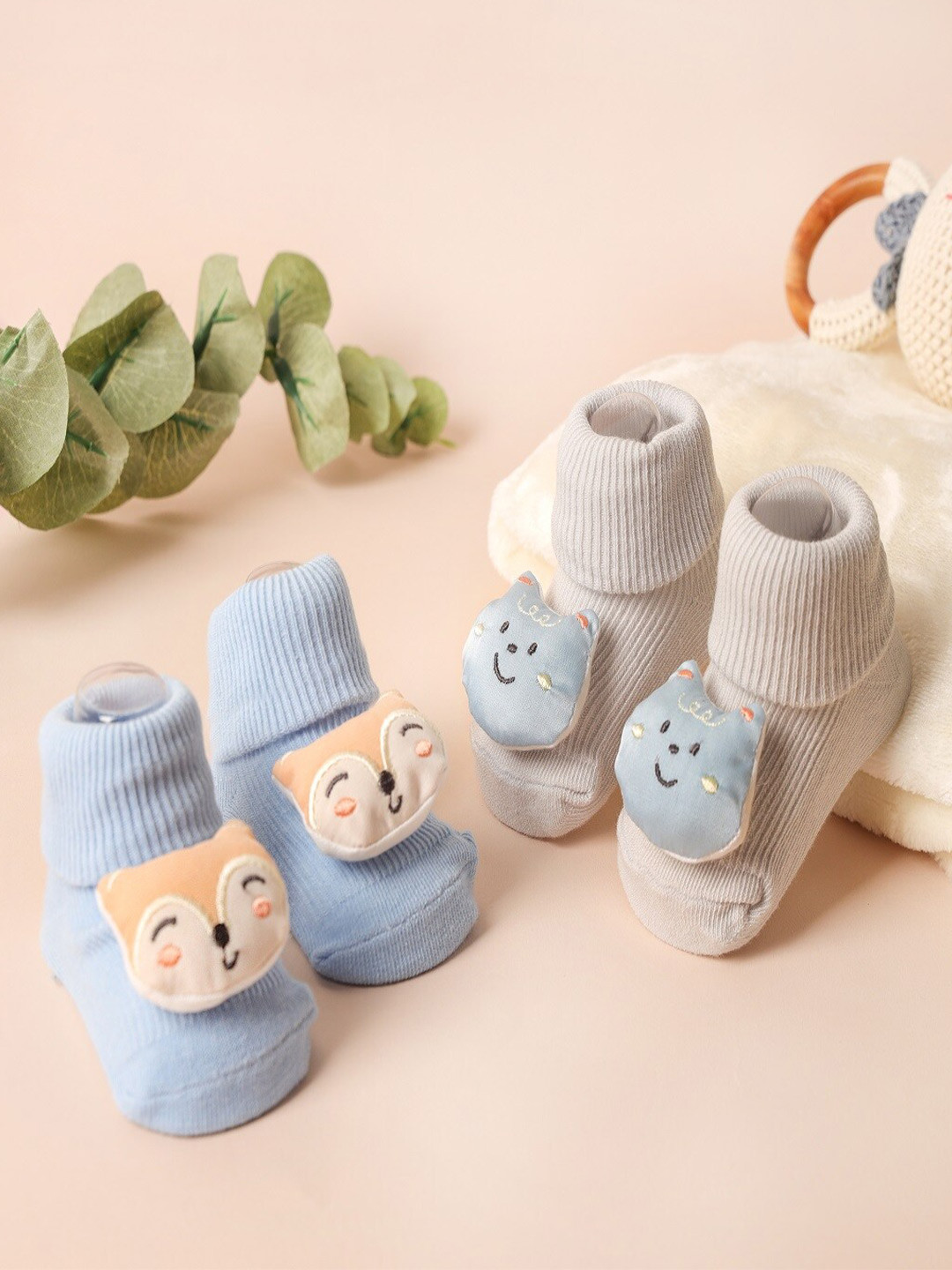 KICKS & CRAWL Infants Pack Of 2 Anti Skid Above Ankle Length Socks