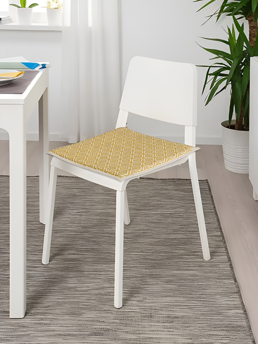 Saral Home Yellow & White Floral Printed Cotton Square Chair Pad