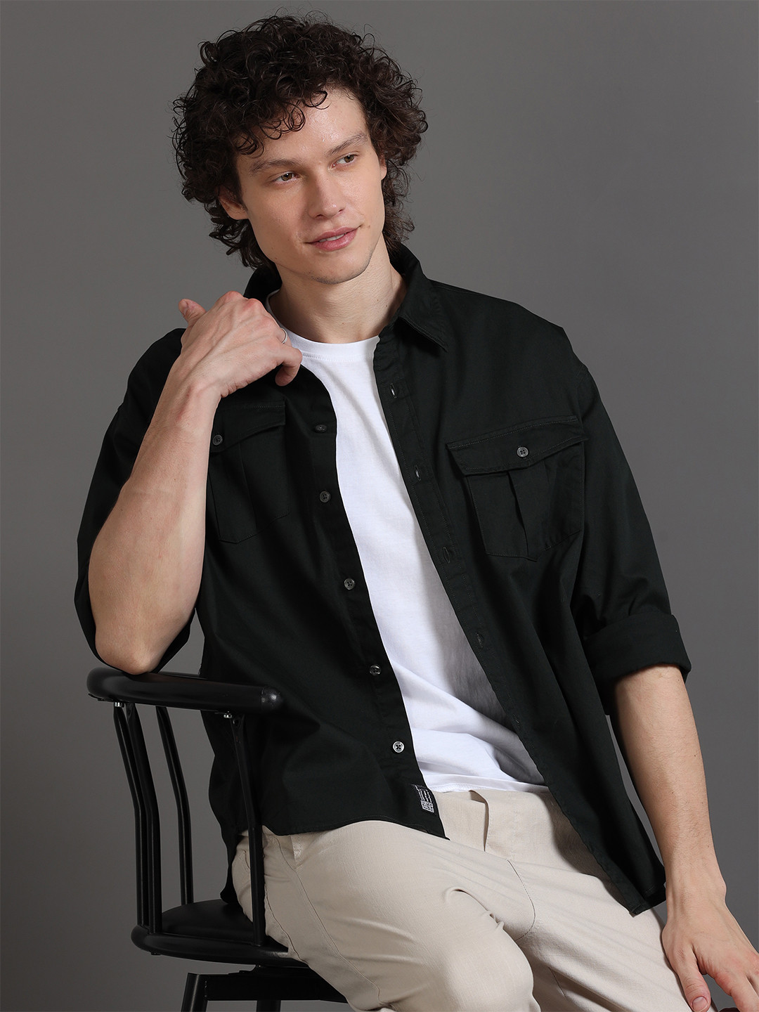 SILISOUL Relaxed Long Sleeves Spread Collar Cotton Opaque Casual Shirt