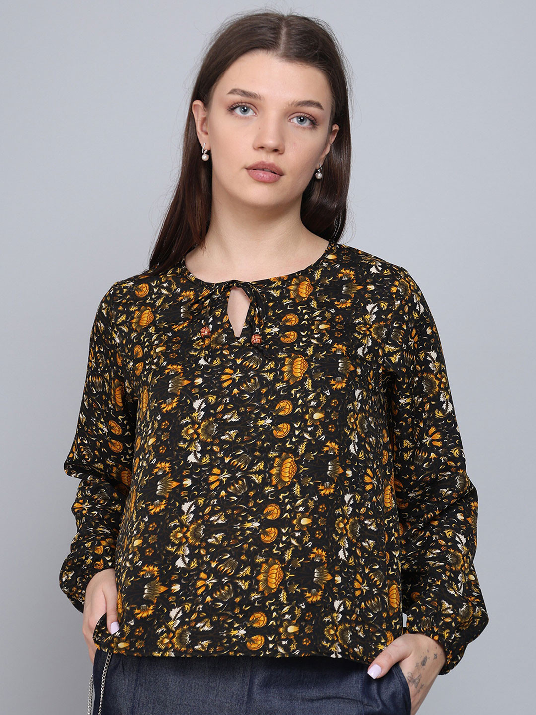 Baawri Floral Printed Keyhole Neck Crepe Top