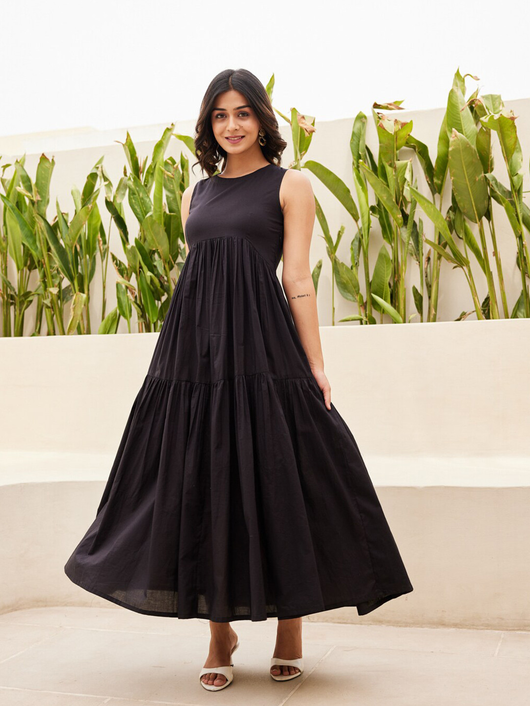 Ambraee Empire Round neck Sleeveless Cotton Maxi Dress