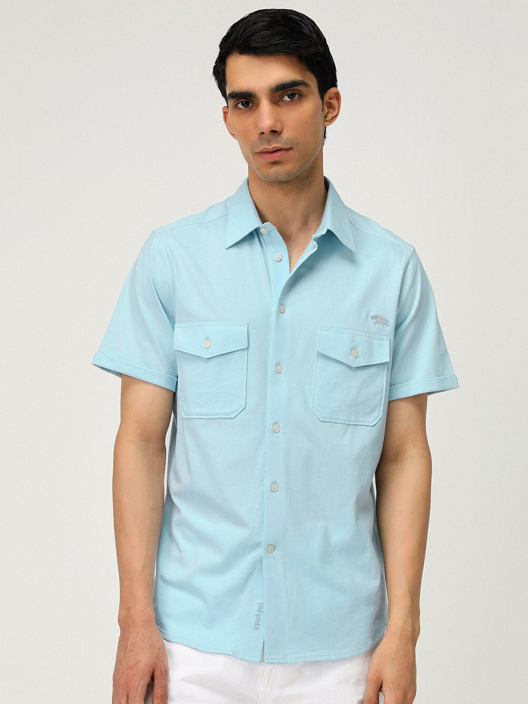 Andamen Premium Spread Collar Short Sleeves Chest Pocket Cotton Shirt