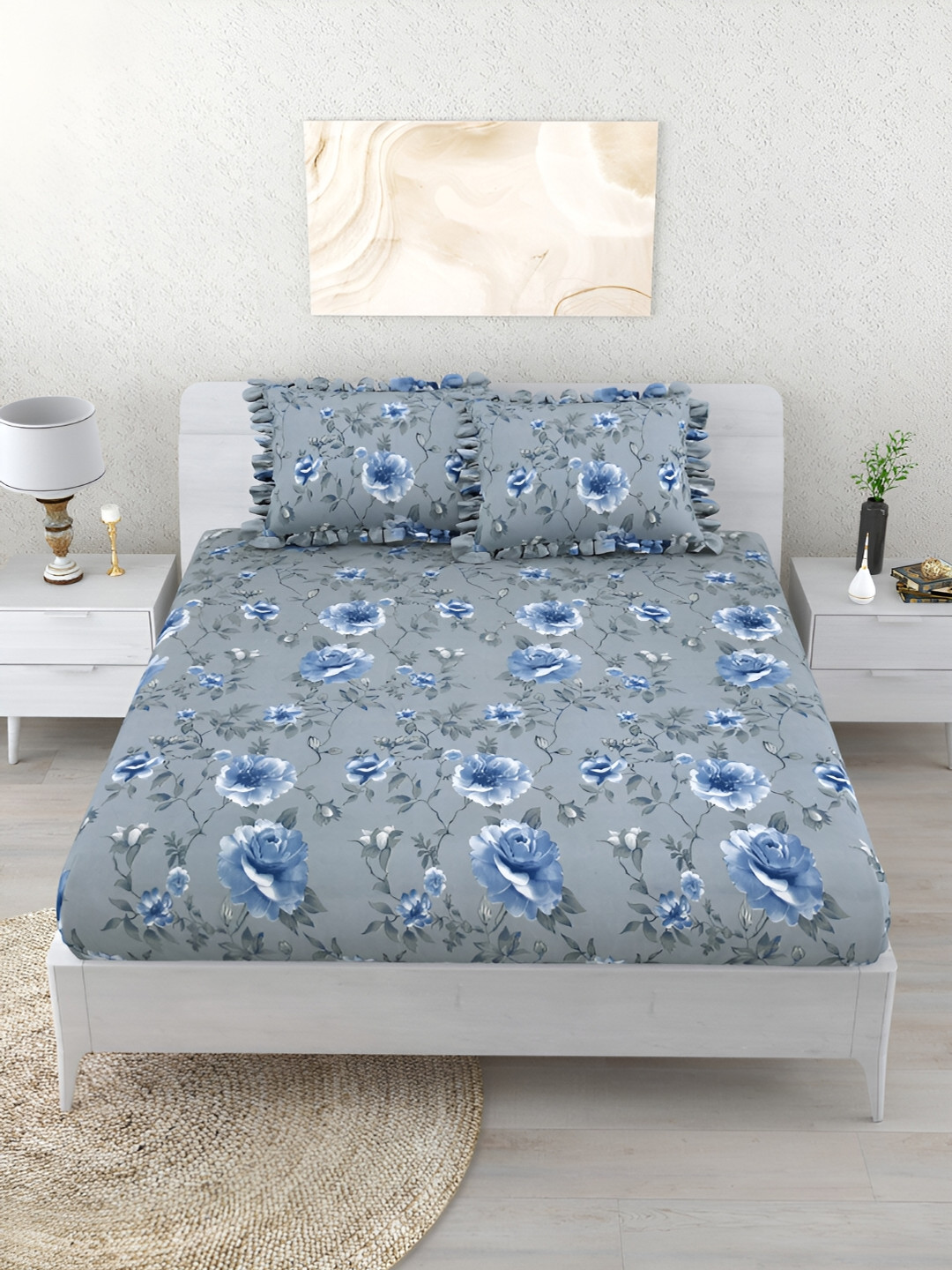 DREAM WEAVERZ Grey & Blue Floral 260 TC Fitted Bedsheet with 2 Frill Pillow Covers