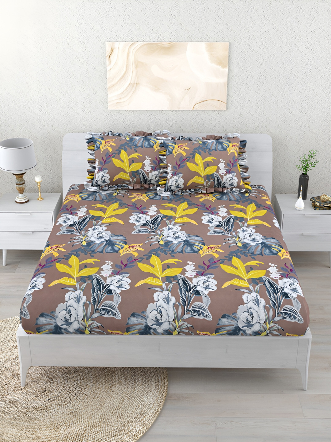 DREAM WEAVERZ Brown Floral 260 TC Fitted Bedsheet With 2 Pillow Covers- 2.3m x 2.5m
