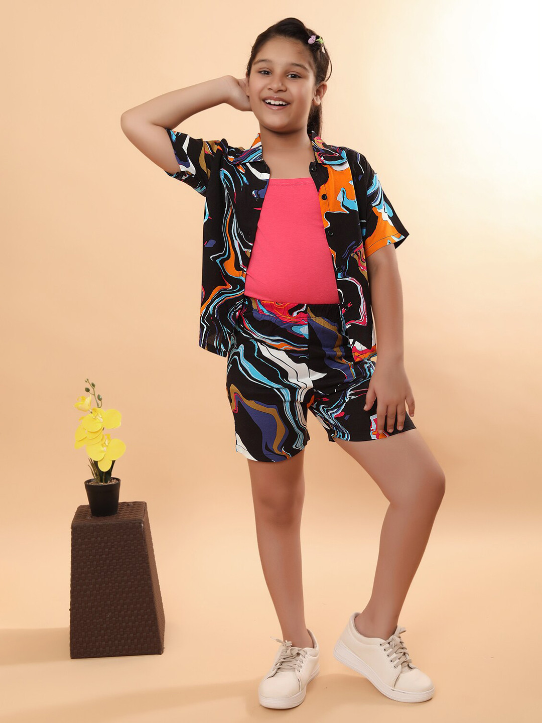 Ninos Dreams Girls Printed Shirt & Shorts With Spaghetti