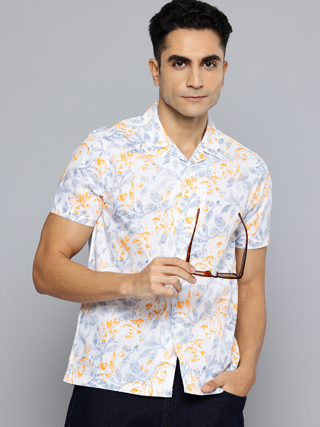 Indian Terrain Floral Print Pure Cotton Chiseled Shirt