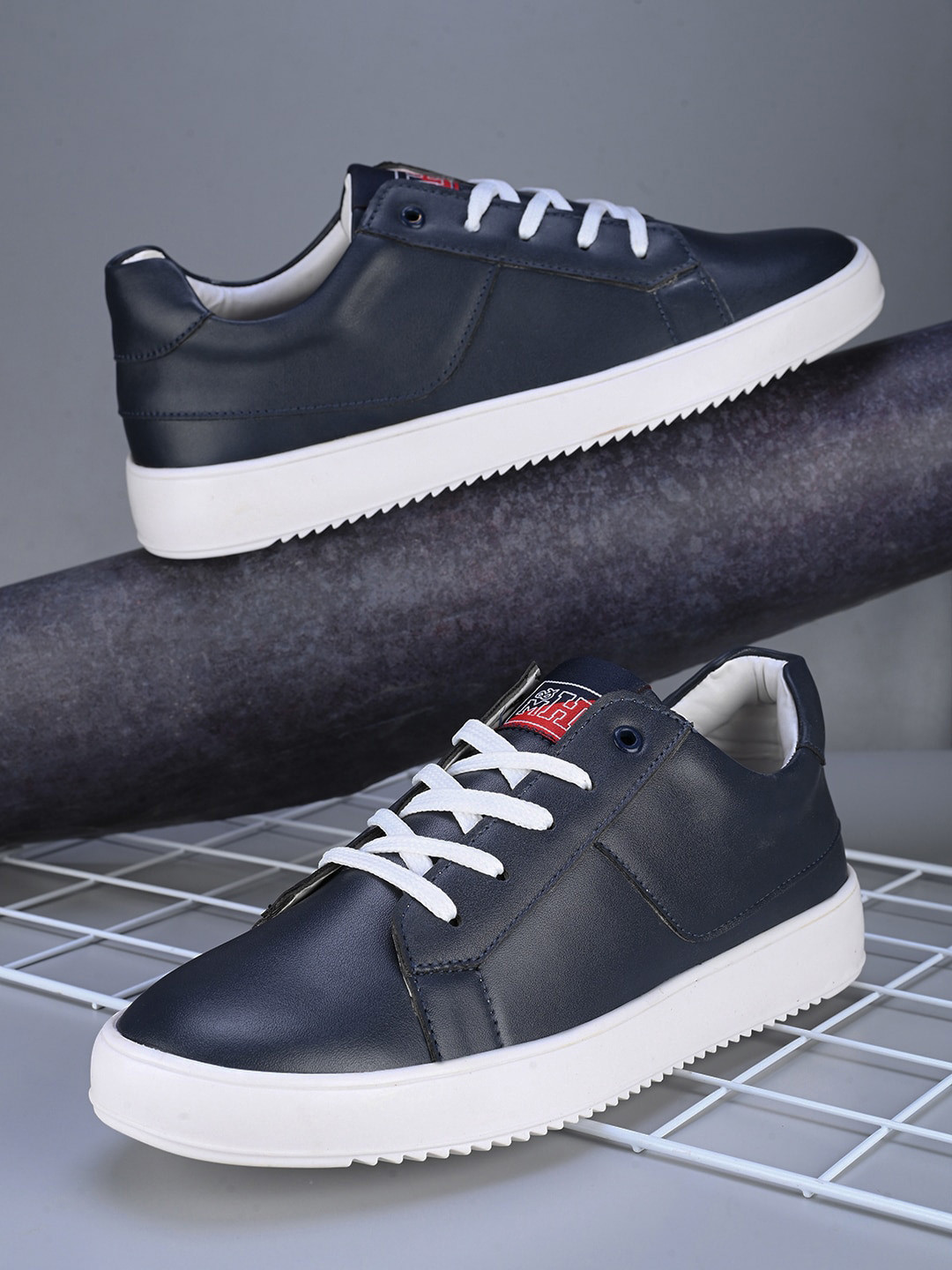 Mast & Harbour Men Blue Round Toe Lightweight Sneakers