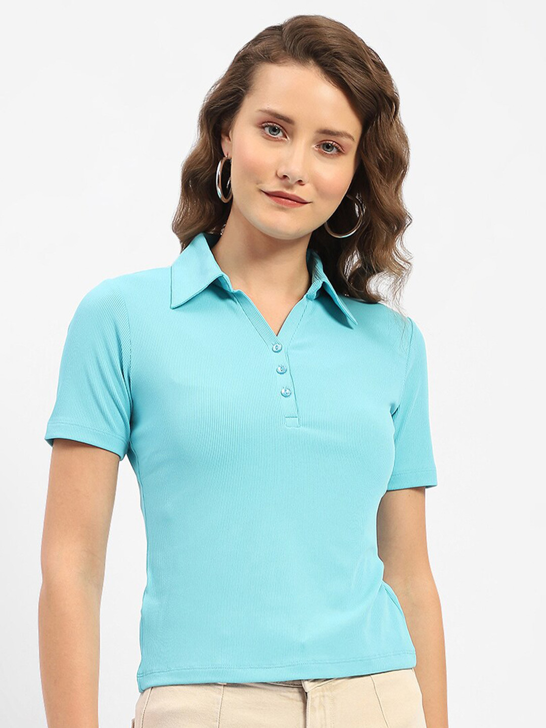 Madame Short Sleeves Shirt Collar Top