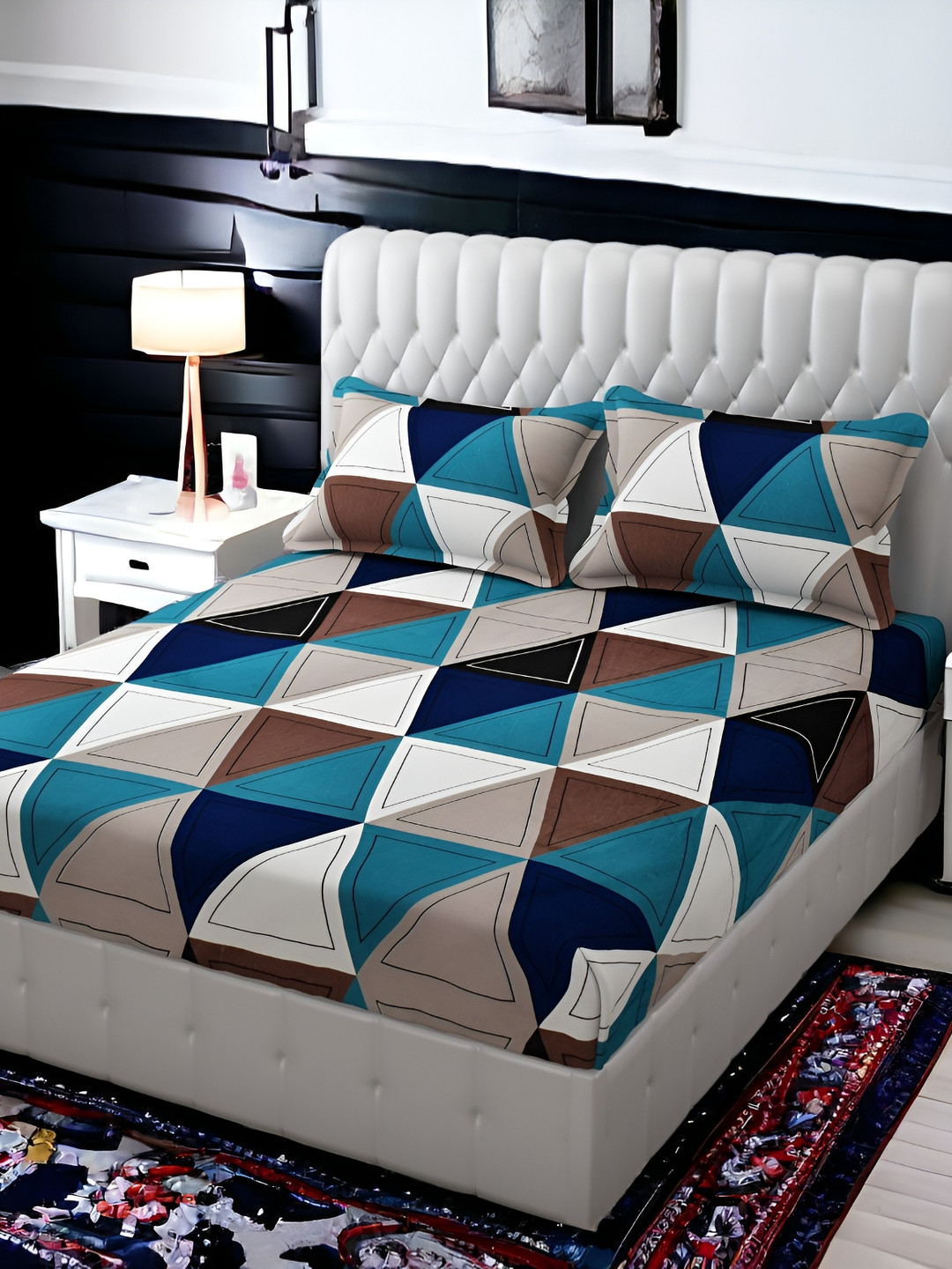 FINE TEX WORLD White Geometric Microfiber 210 TC Fitted King Fine Bedsheet with 2 Pillow Covers-78 x 72 inches