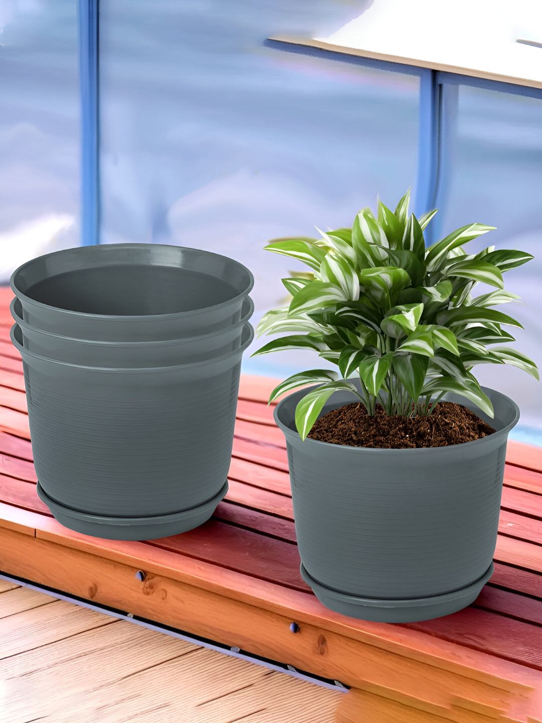 Kuber Industries Grey 4 Pieces Striped Flower Pot Planters With Tray