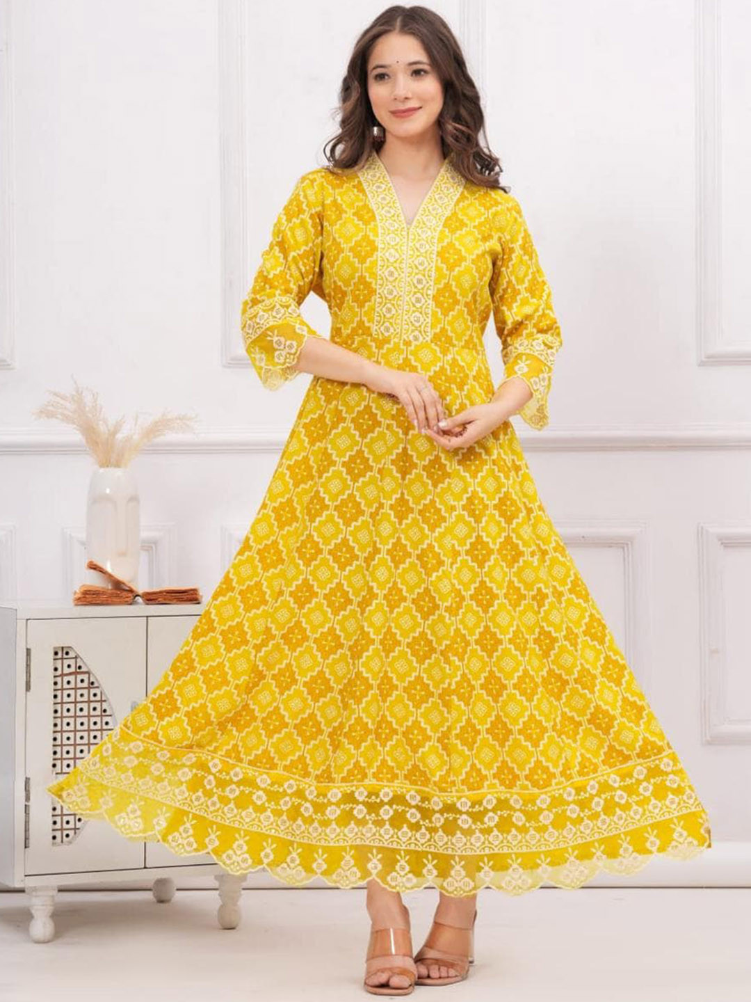 PARUCREATION Ethnic Motifs Printed Regular Sequinned Panelled Cotton Anarkali Kurta