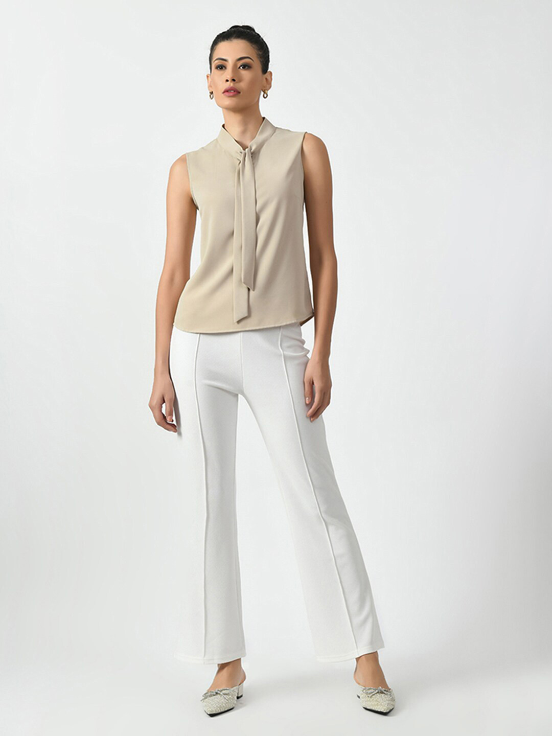 OFFICE & YOU Tie Up Neck Sleeveless Shirt Style Top