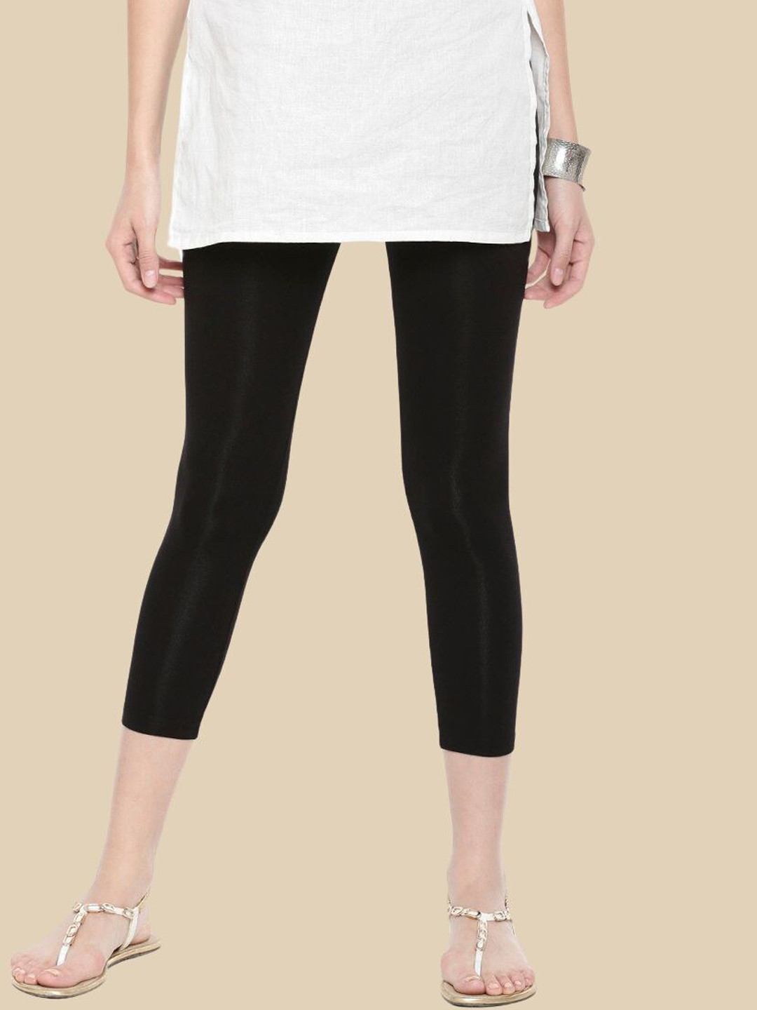 De Moza Three-Fourth Leggings Leggings
