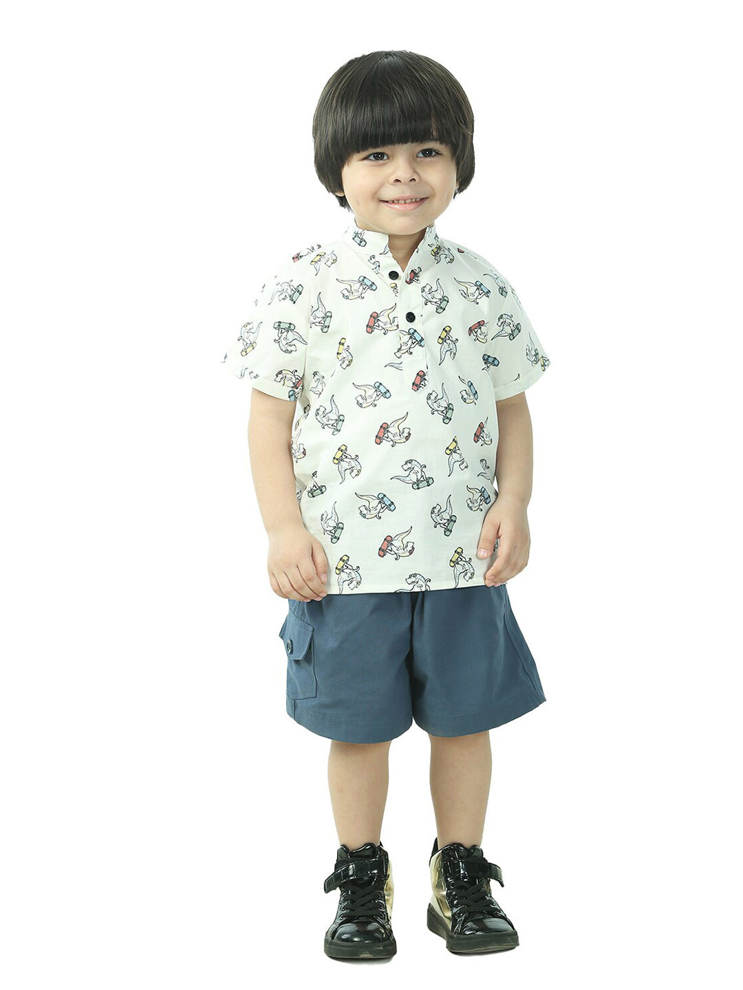 Freesia Array Boys Standard Floral Printed Spread Collar Short Sleeves Cotton Casual Shirt