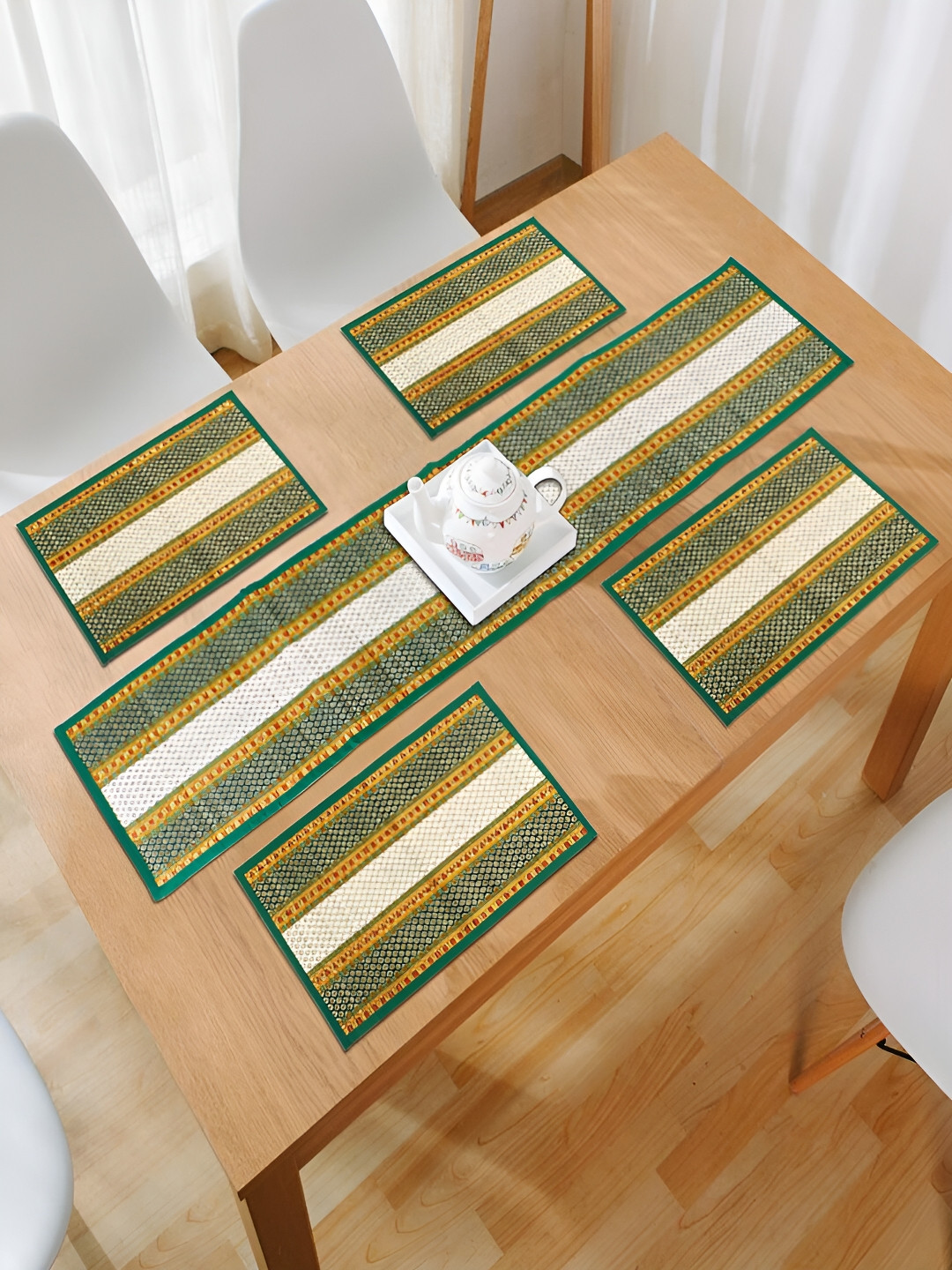 HOKIPO Madurkathi 5 Pieces Green Geometric Pattern Table Placemats & Runner