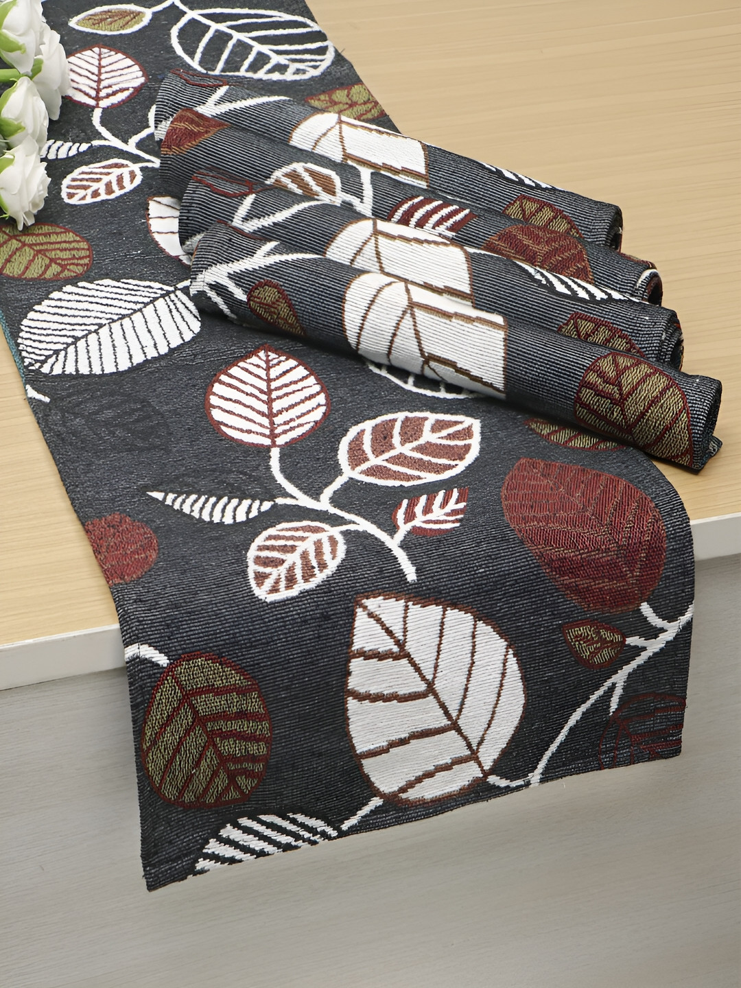 HOKIPO 5 Pieces Grey Leaves Pattern Cotton Table Placemats With Runner