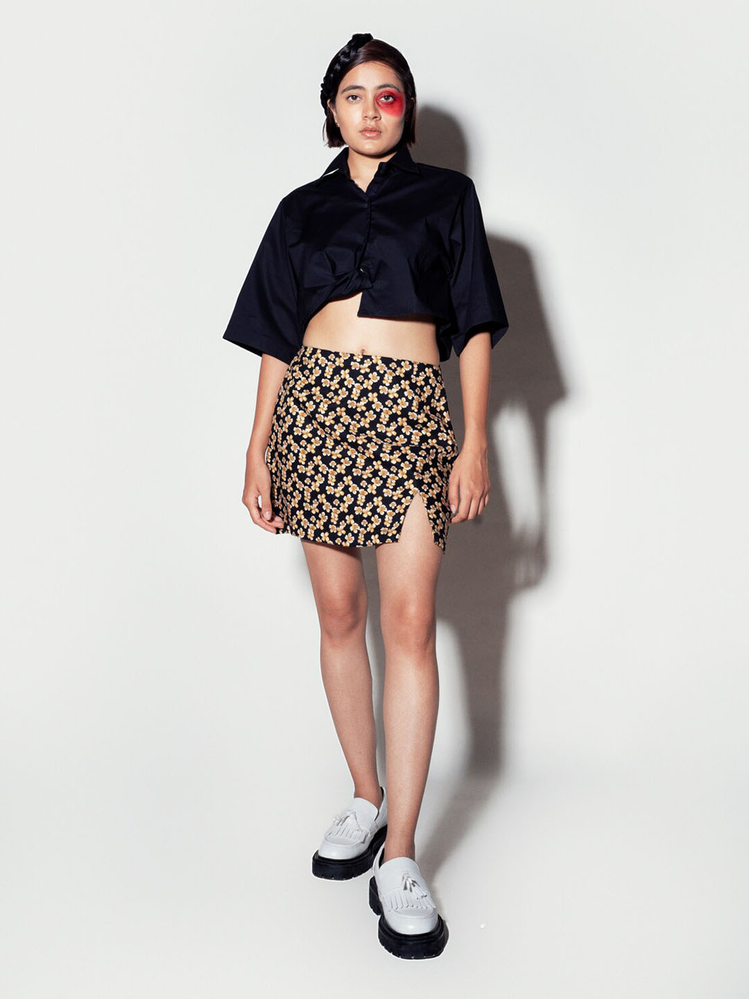 Ostilos Shirt Collar Twisted Shirt Style Crop Top