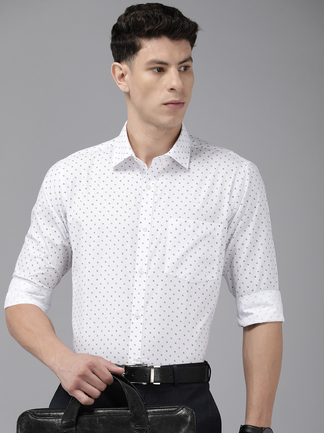Park Avenue Slim Fit Opaque Tropical Printed Formal Shirt