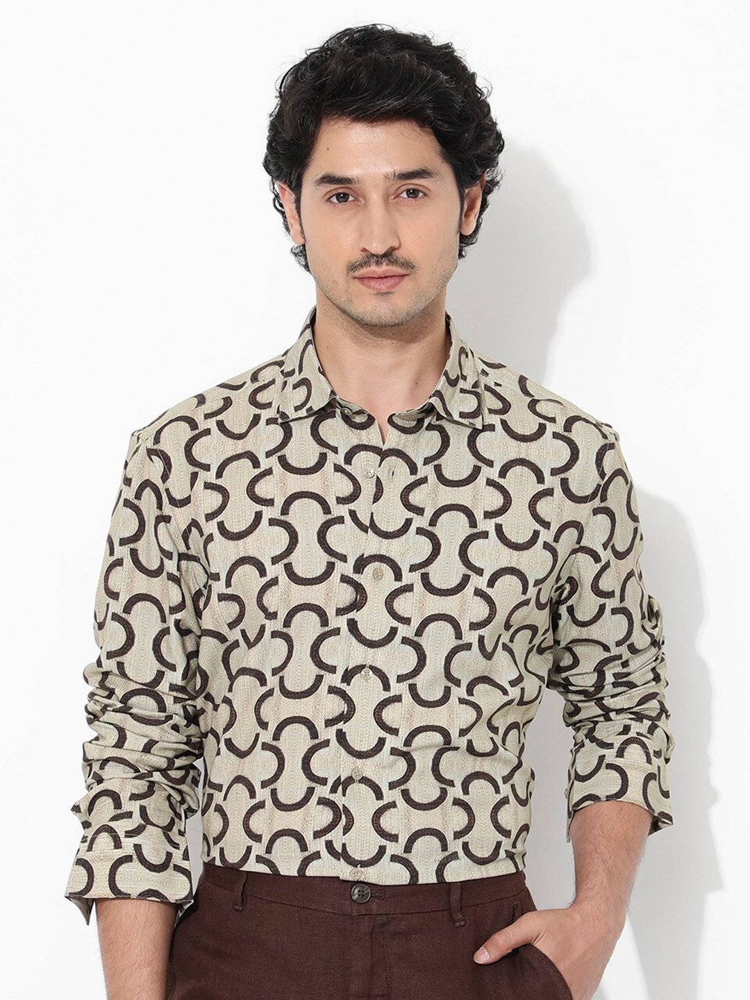 RARE RABBIT Men Cason Regular Fit Abstract Printed Opaque Shirt