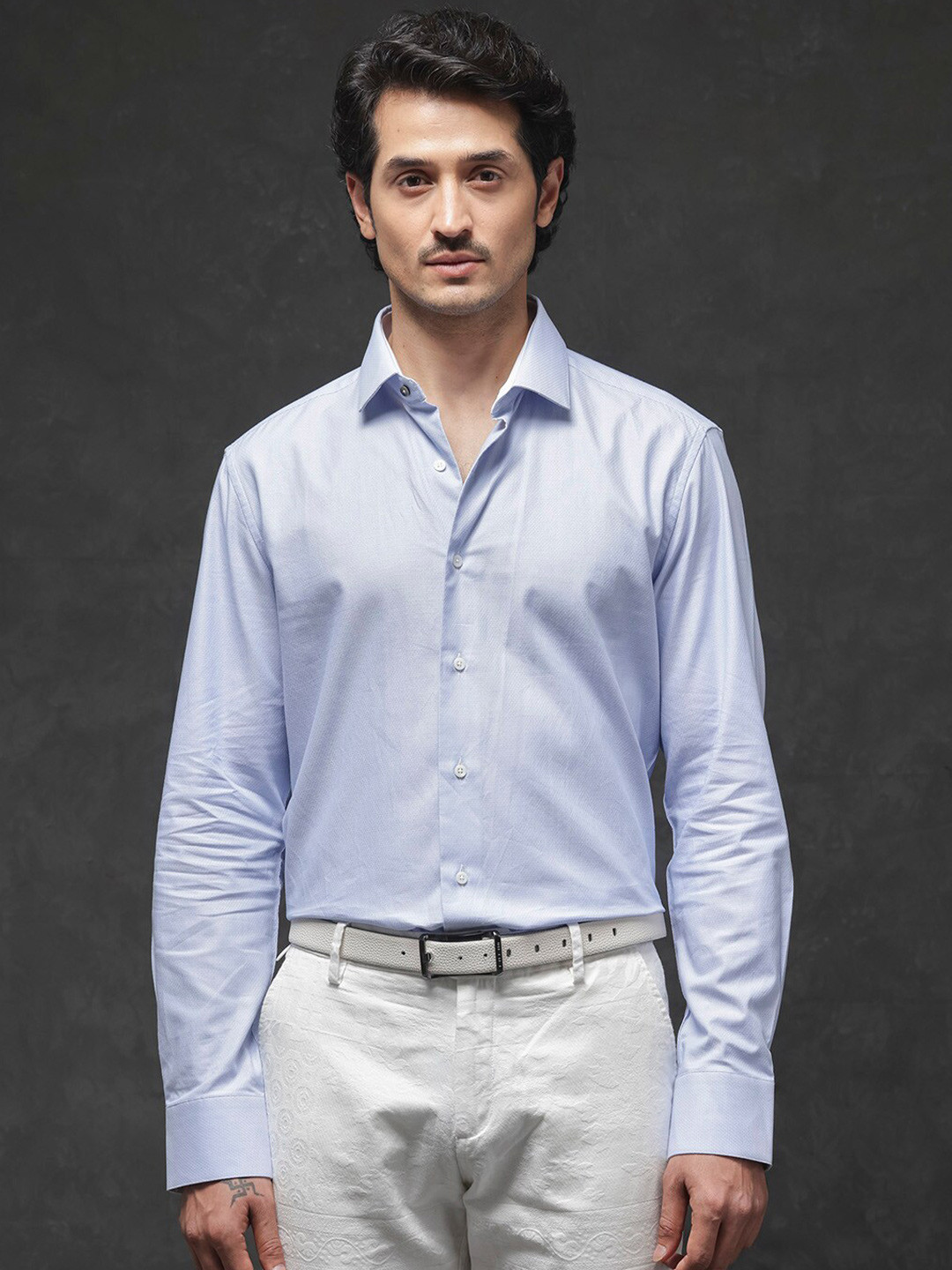 RARE RABBIT Men Rigor Regular Fit Spread Collar Opaque Shirt