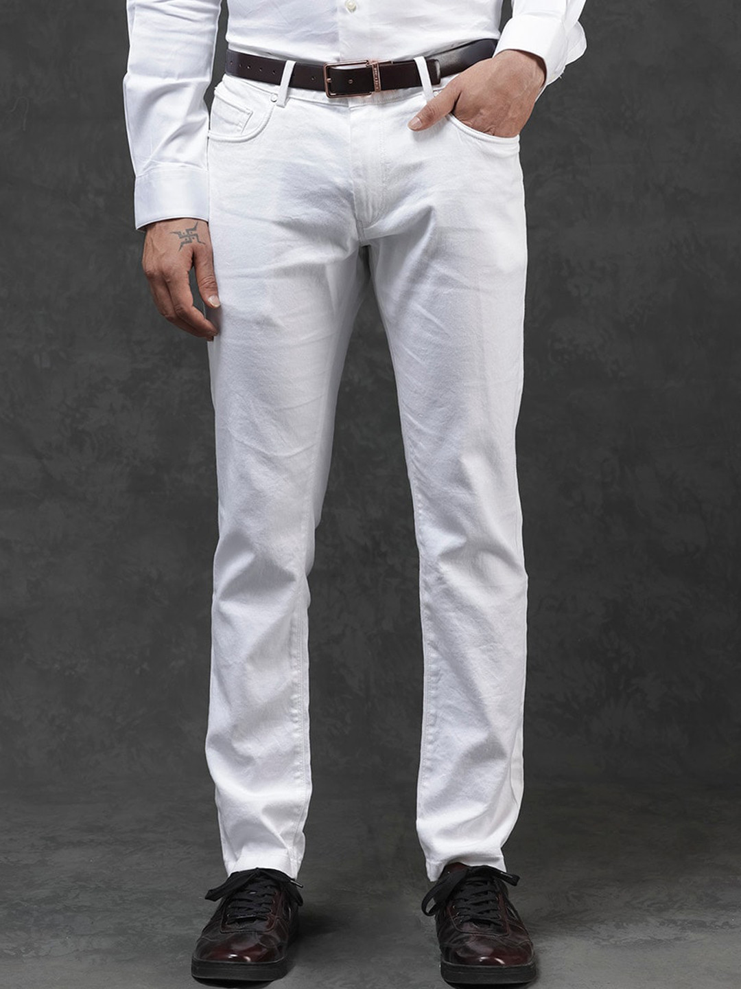 RARE RABBIT Men Expore Mid Rise Regular Fit Trouser