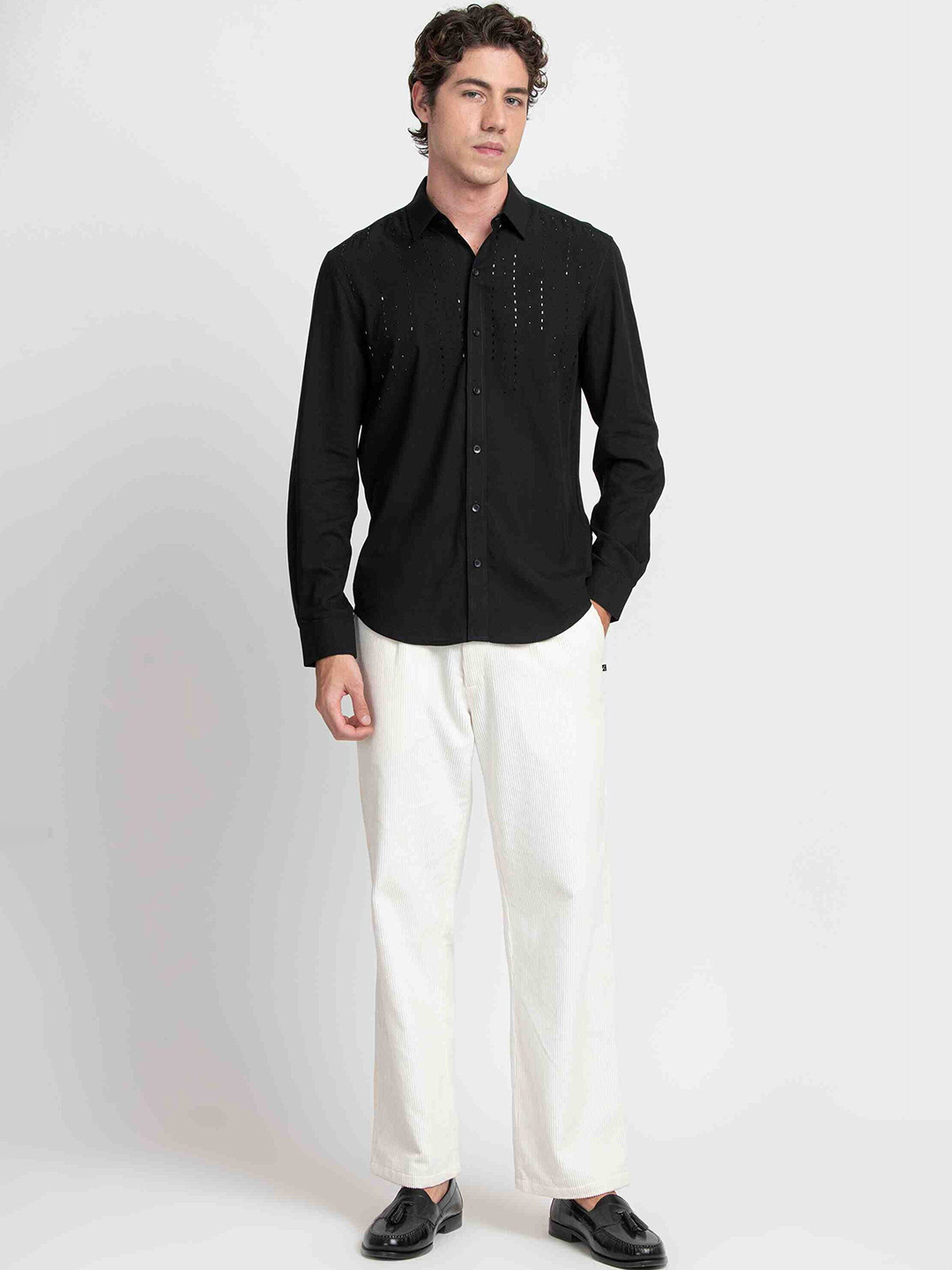 KISSOSS Men Slim Fit India Slim Opaque  Solid Casual Shirt