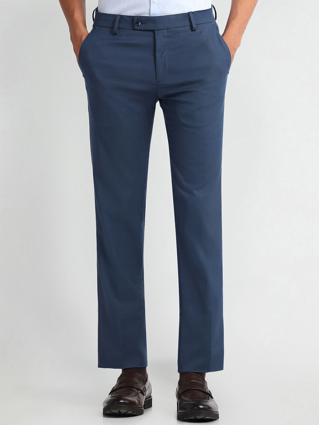 Arrow Men Smart Flex Mid-Rise Slim Fit Trousers
