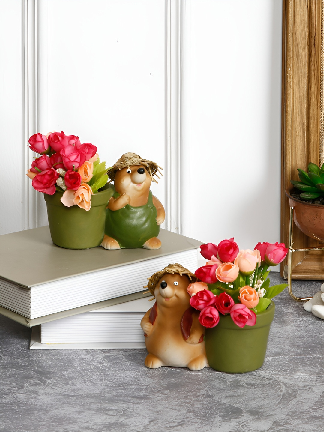 Aura Straw Hat Cute Mouse Flower Pot Green Polyresin Glossy Bedroom Set of 2 Tiny Showpieces - 3.5 Inches