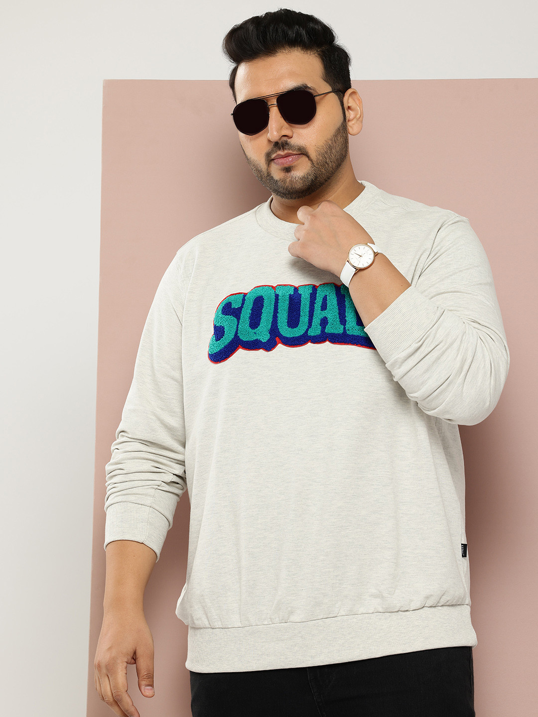 Sztori Plus Size Applique Detail Pullover Sweatshirt