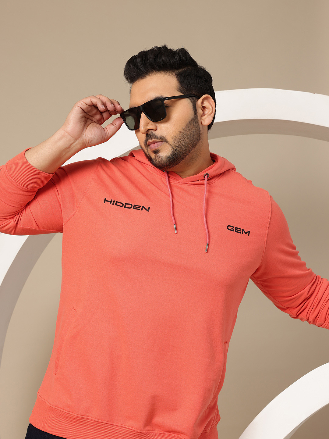 Sztori Plus Size Photographic Print Typography Detail Hooded Sweatshirt