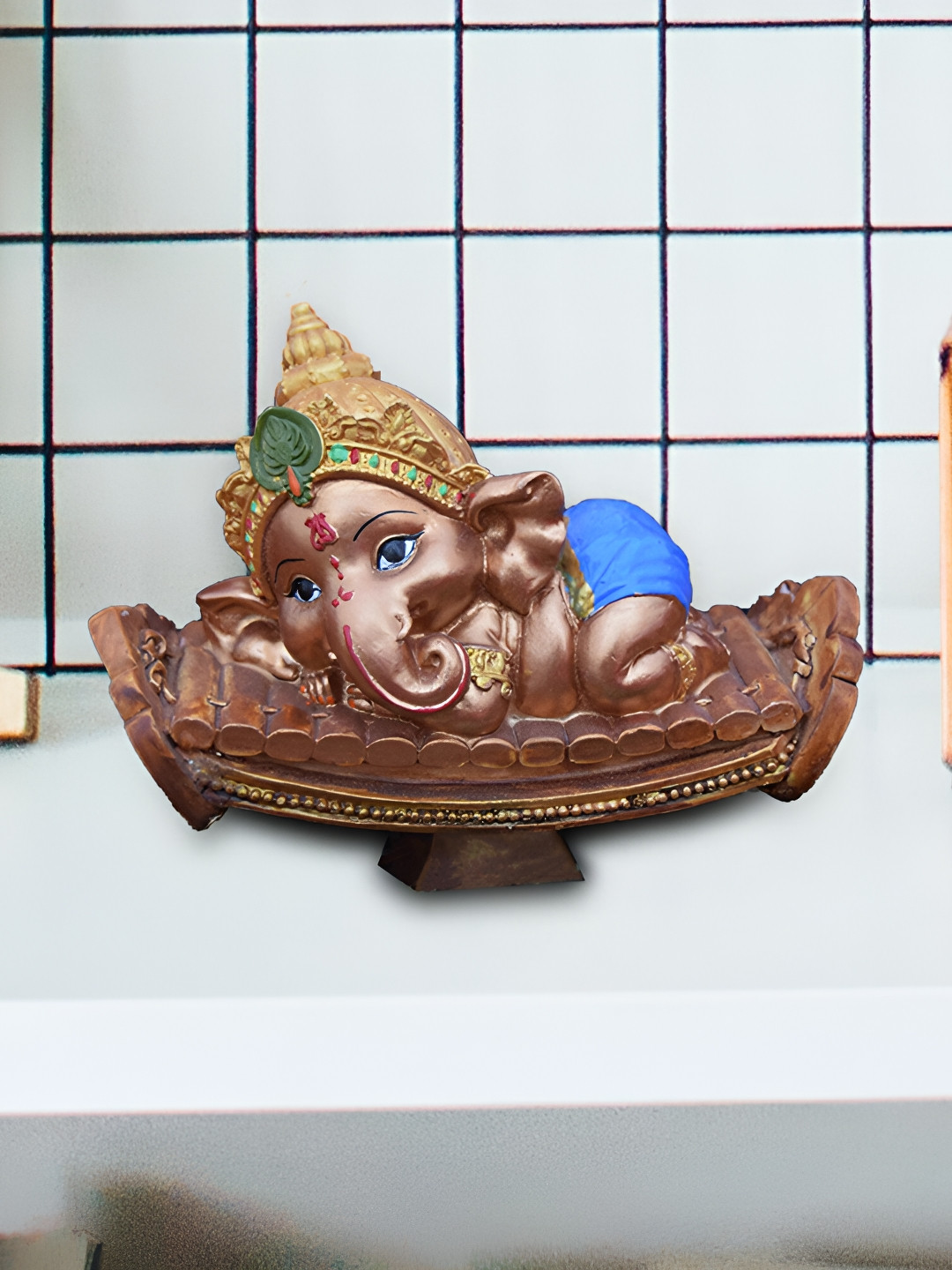 GW CREATIONS Baby Ganesha Figurine Showpiece