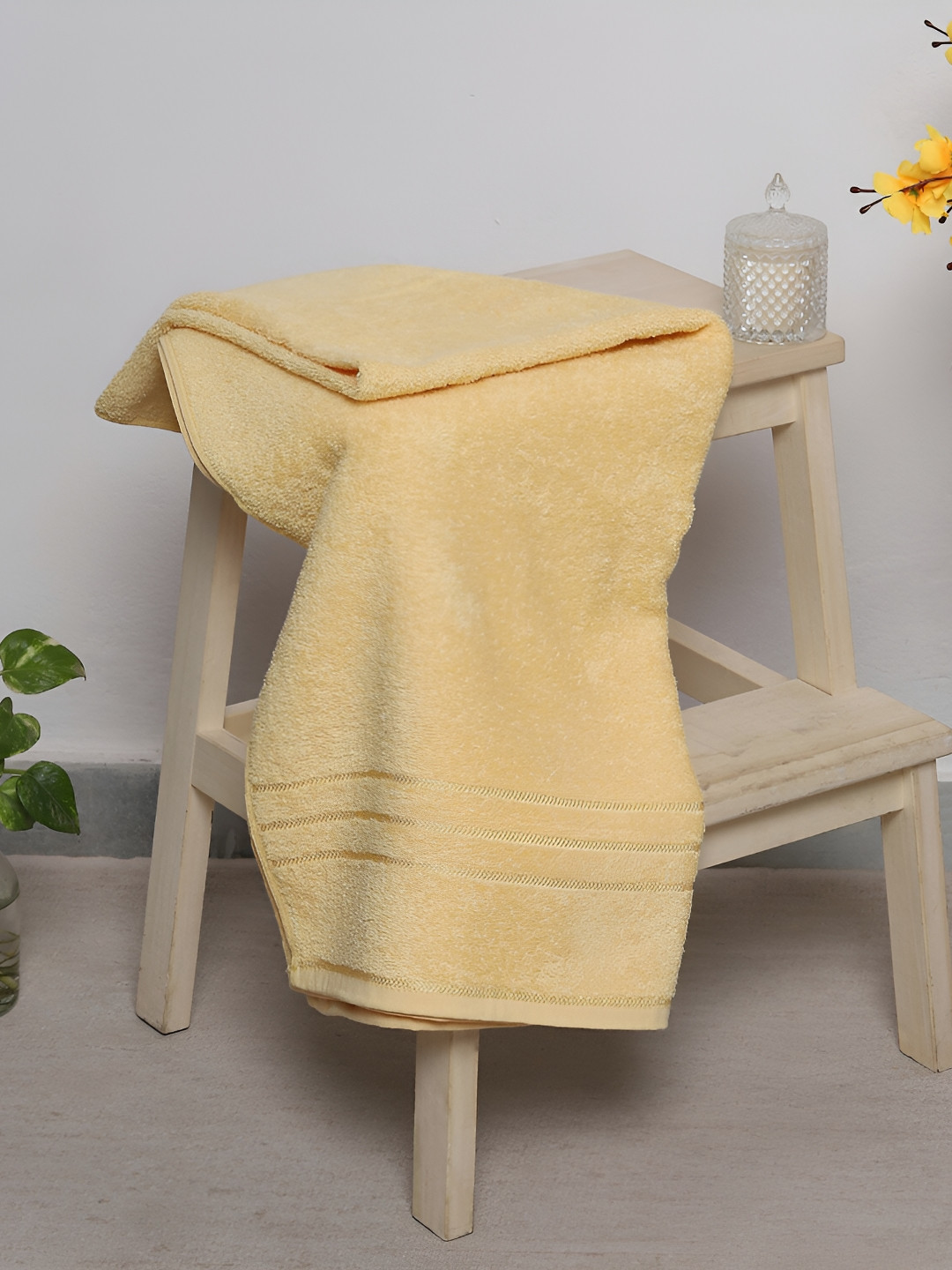 Monte Carlo Yellow Cotton 350 GSM Bath Towel